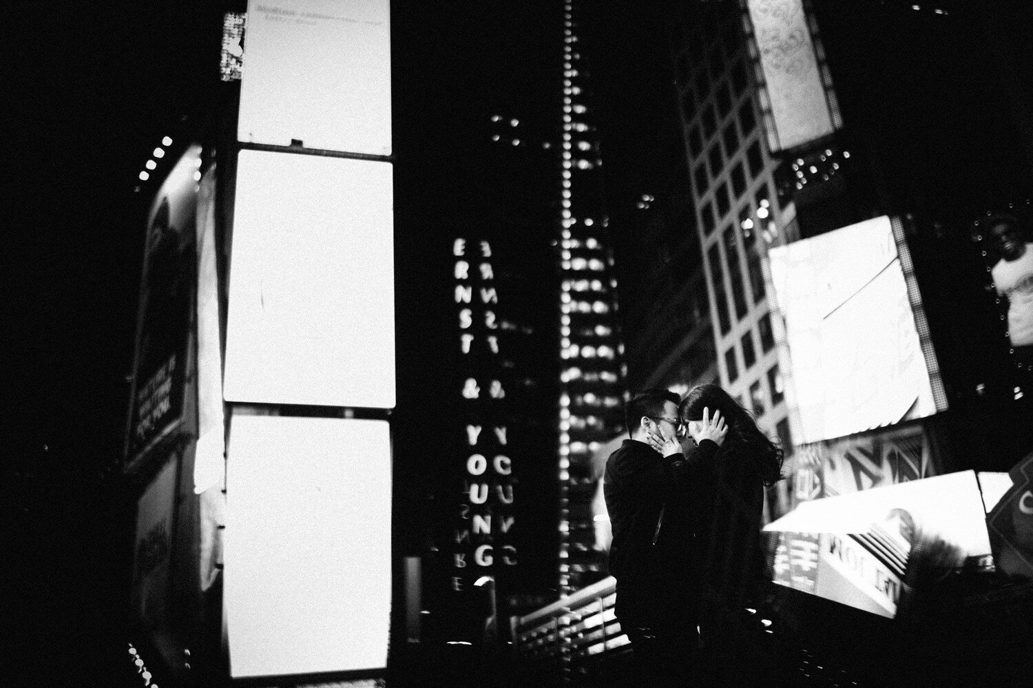 jesse vivi new york manhattan engagement session yefta gunawan dress carol kuntjoro photography-107.jpg