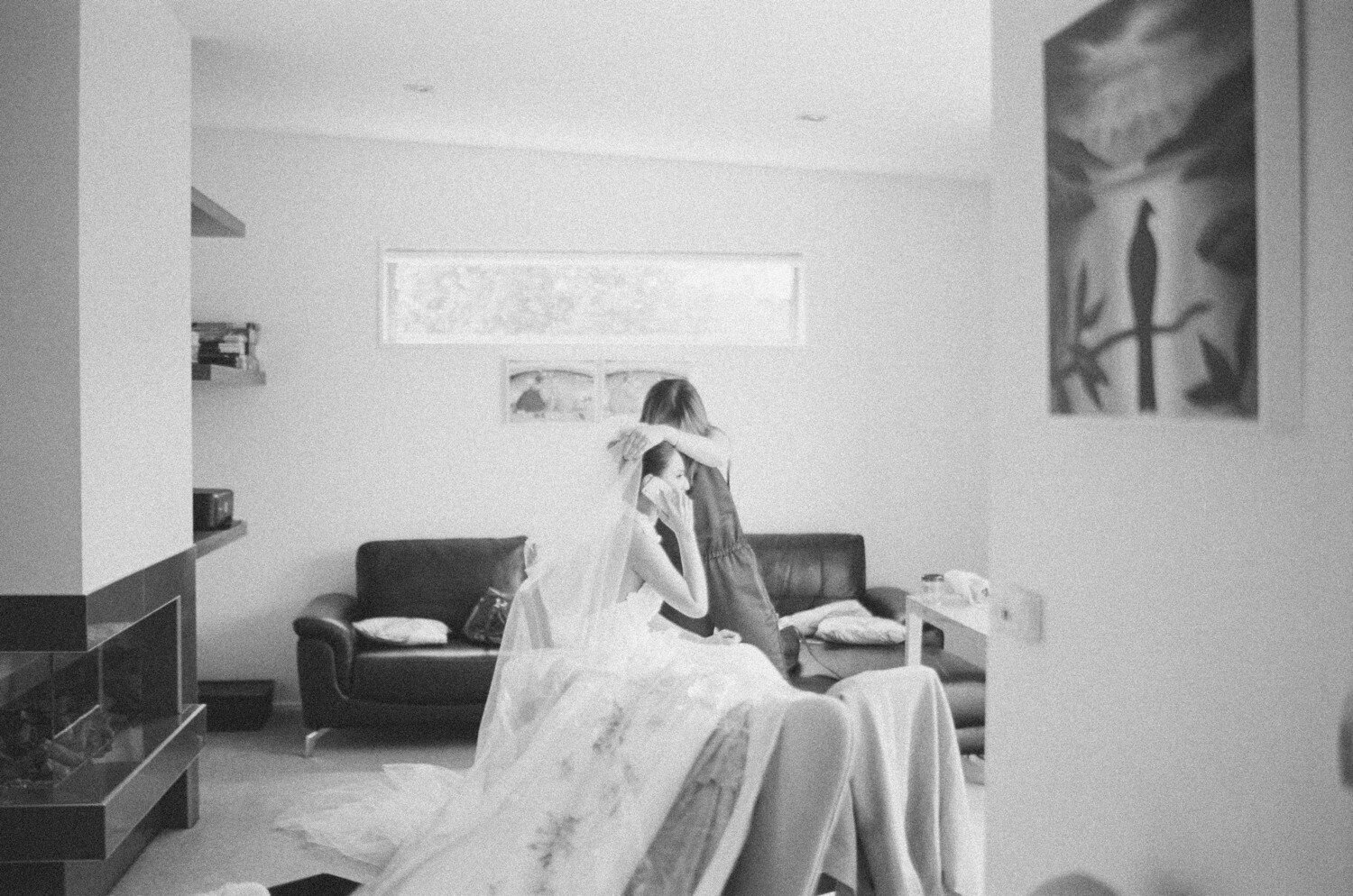 mikael nadia wanaka new zealand wedding carol kuntjoro photography alexander gotama viktor and rolf biyan archangella chelsea rippon hall-41.jpg