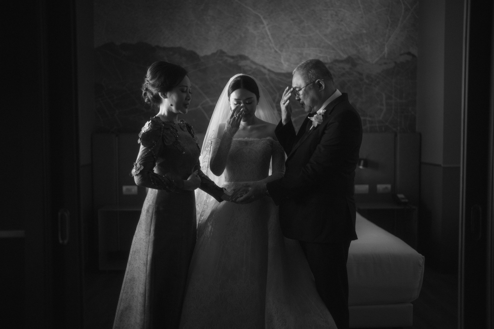 Prawira-Evelyn-Dolomites-Italy-Santre wedding-Yefta Gunawan-Jeriko MUA-Carol Kuntjoro Photography-38.jpg