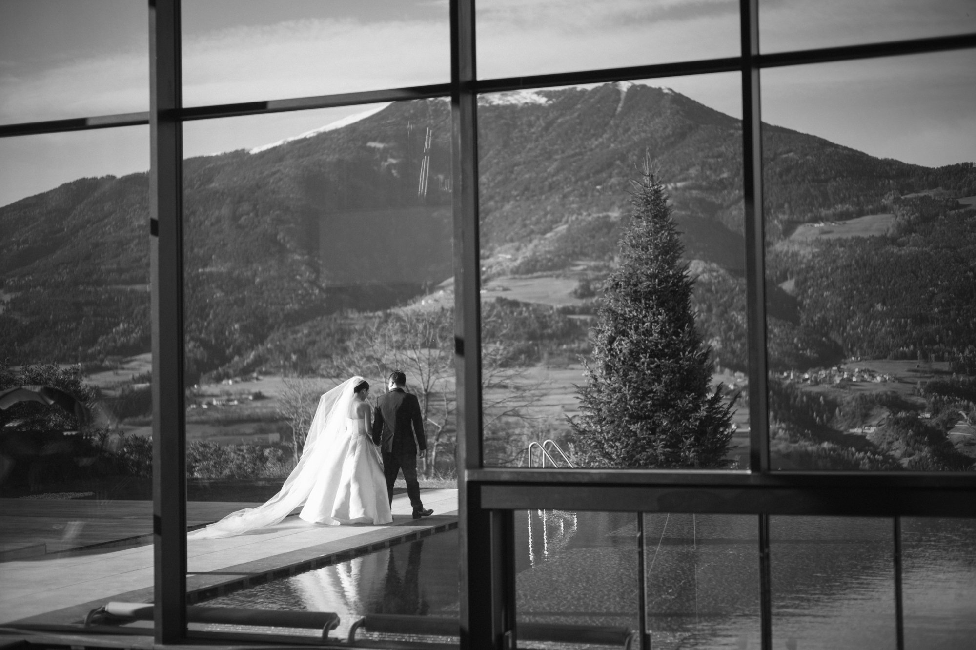 Prawira-Evelyn-Dolomites-Italy-Santre wedding-Yefta Gunawan-Jeriko MUA-Carol Kuntjoro Photography-91.jpg