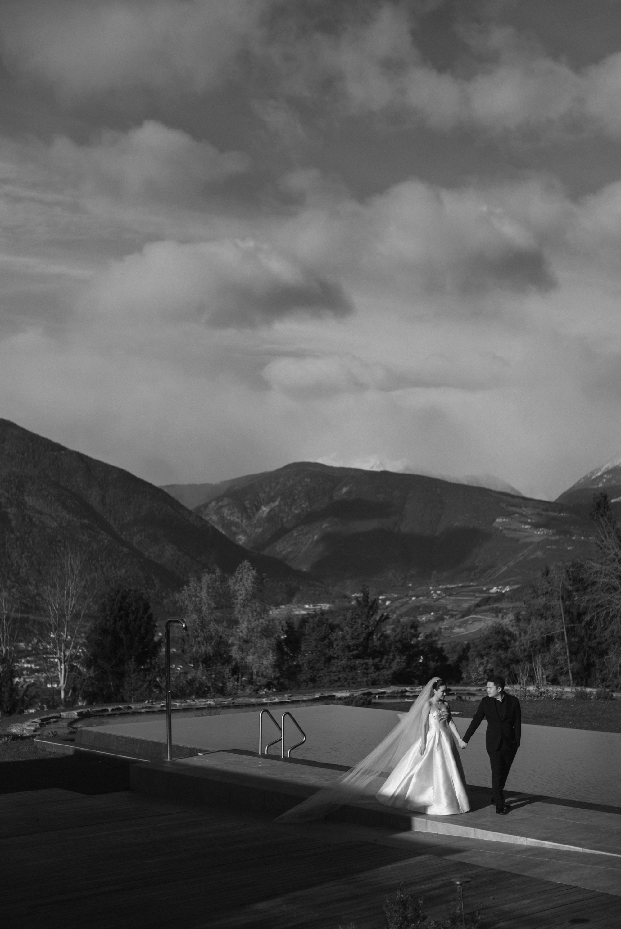 Prawira-Evelyn-Dolomites-Italy-Santre wedding-Yefta Gunawan-Jeriko MUA-Carol Kuntjoro Photography-95.jpg