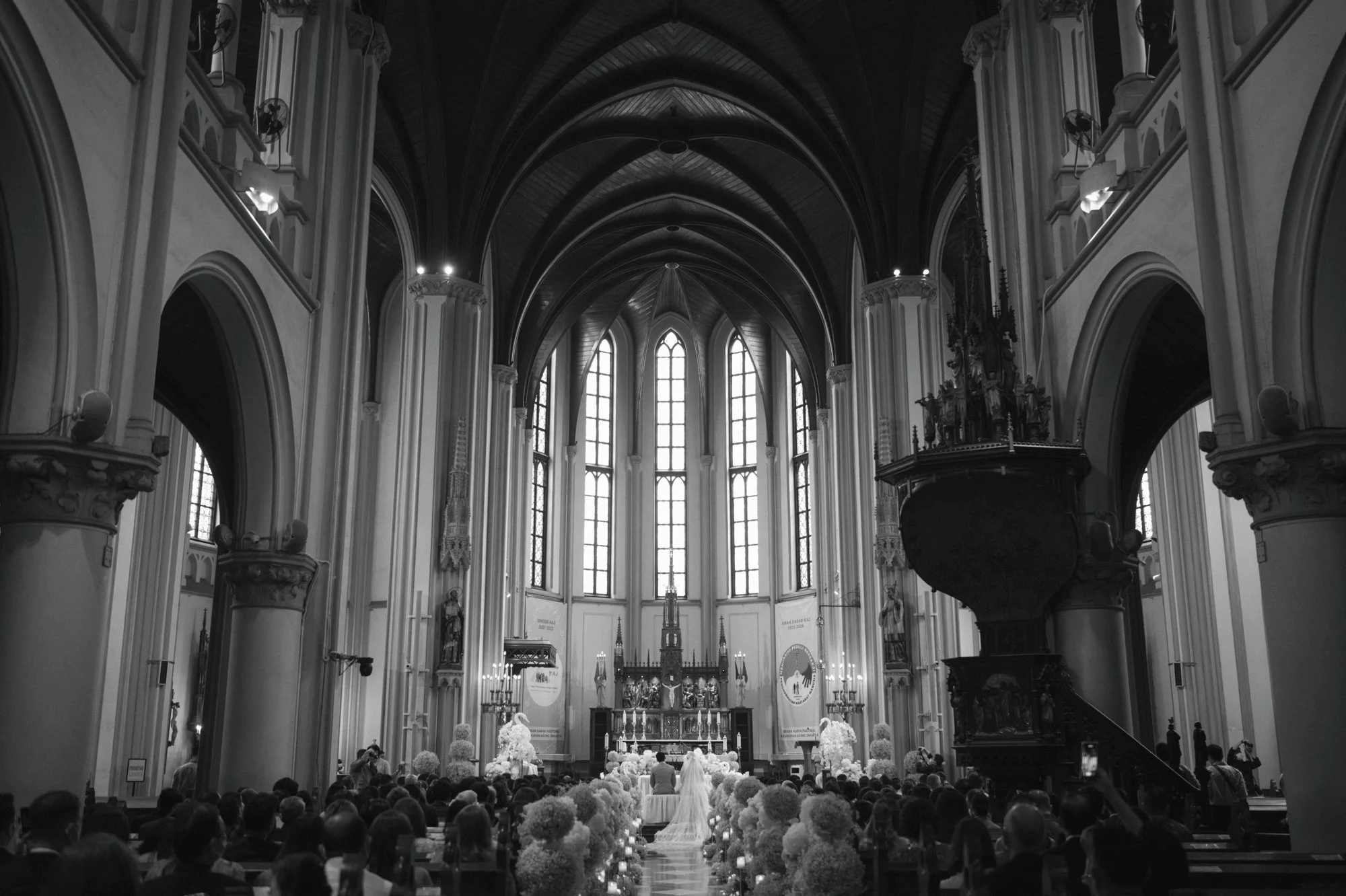 Rob Clinton Chelsea Islan Mulia Wedding Jakarta by Carol Kuntjoro Photography-47.jpg