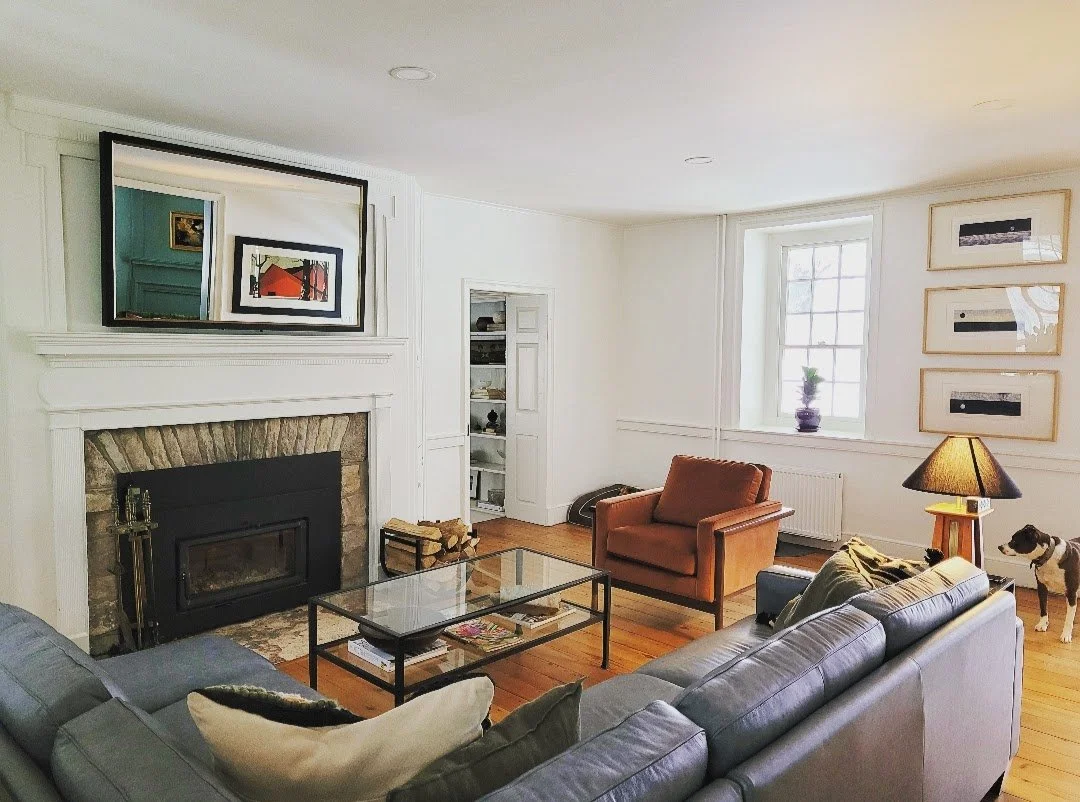 Living Room.jpg