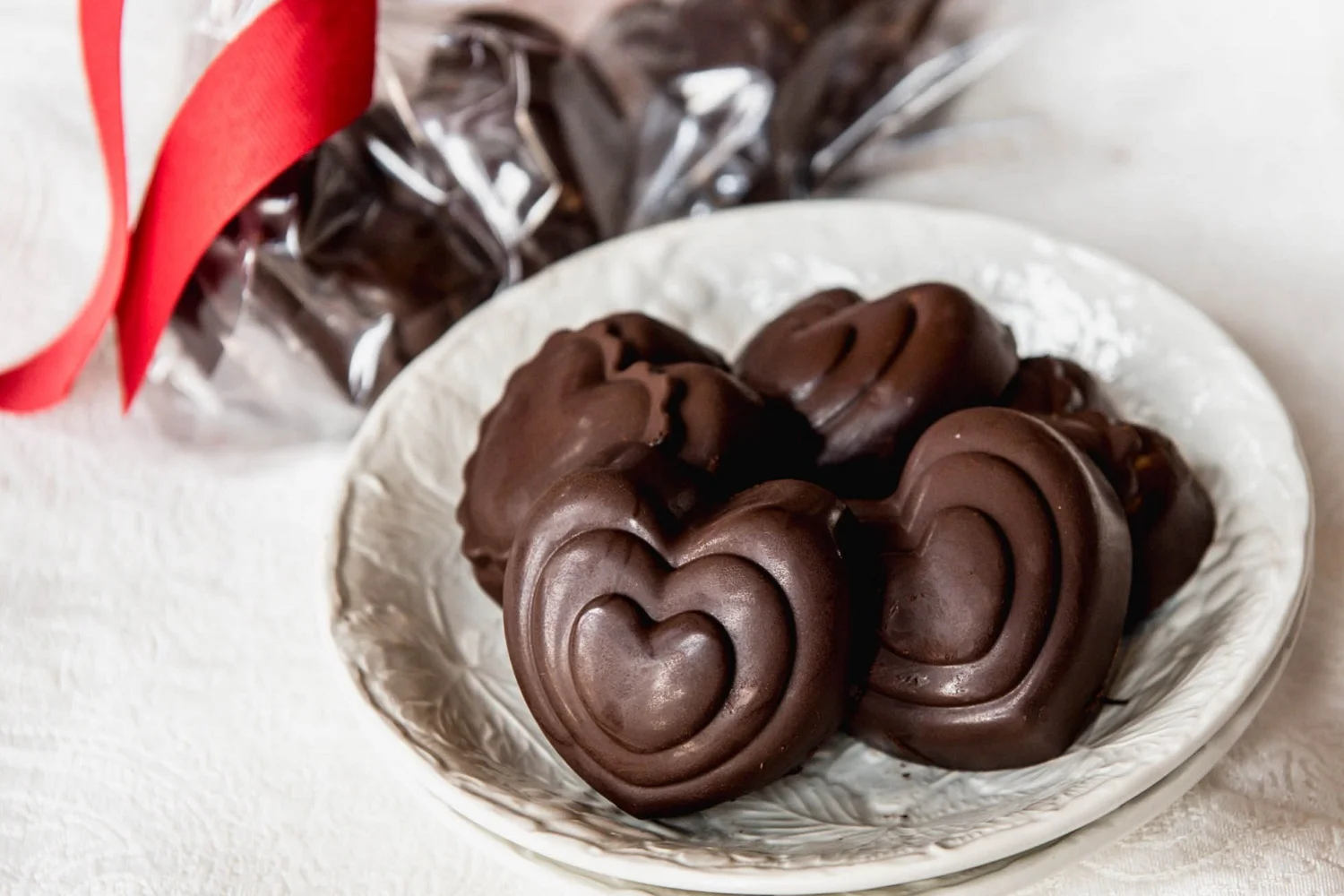 Almond Butter Chocolate Cups