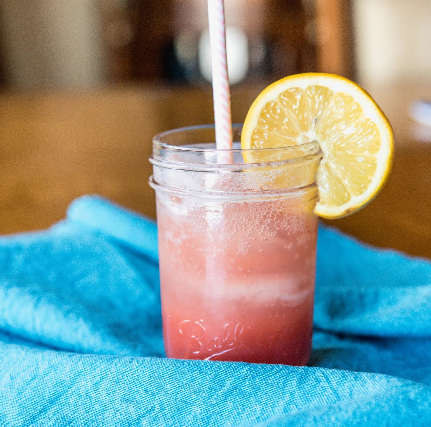 Pretty In Pink Lemonade Cocktail