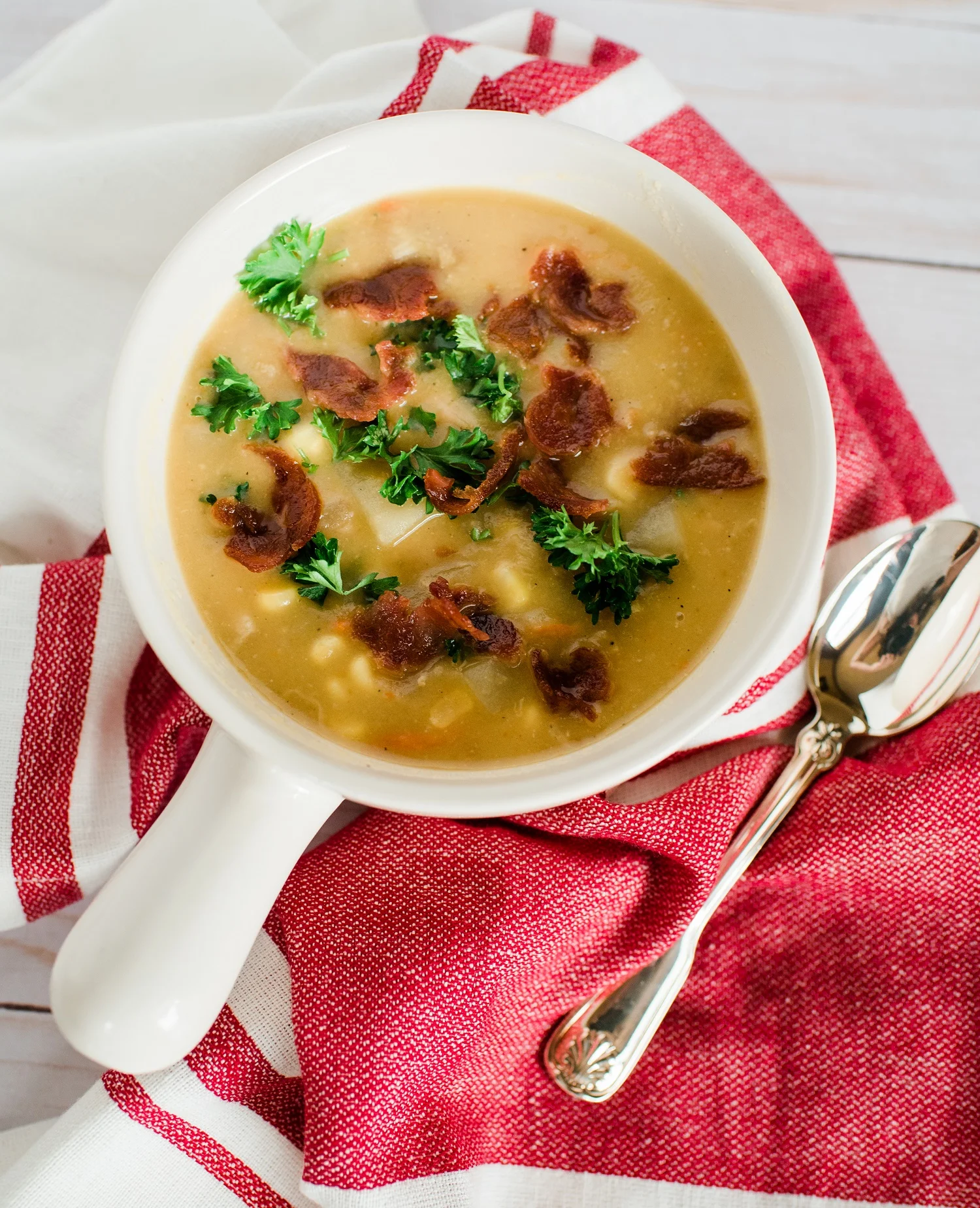 dairy-free-new-england-clam-chowder-side.jpg