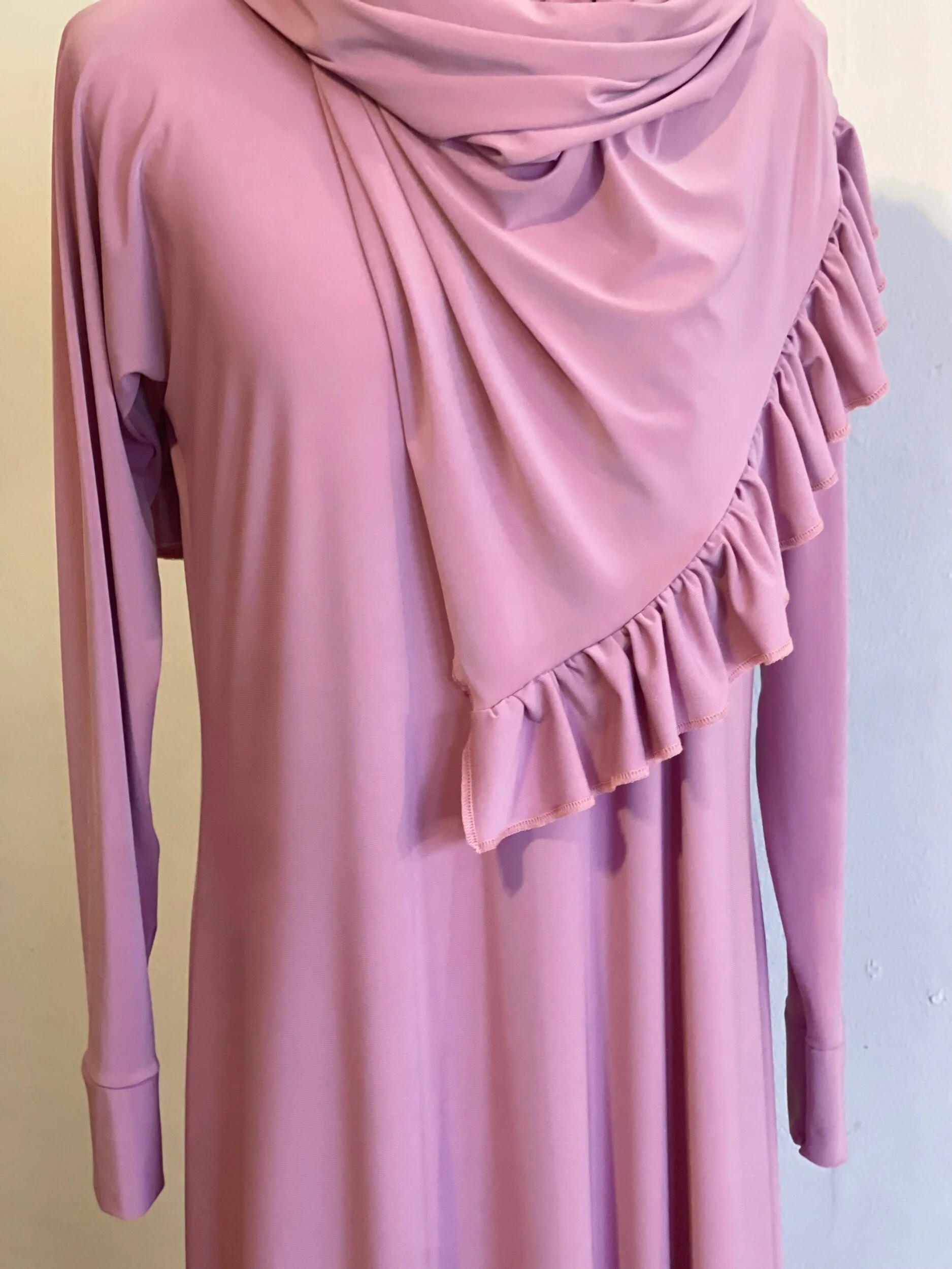 E3914B33-A297-4C71-B13E-5F0A90FE5E6B