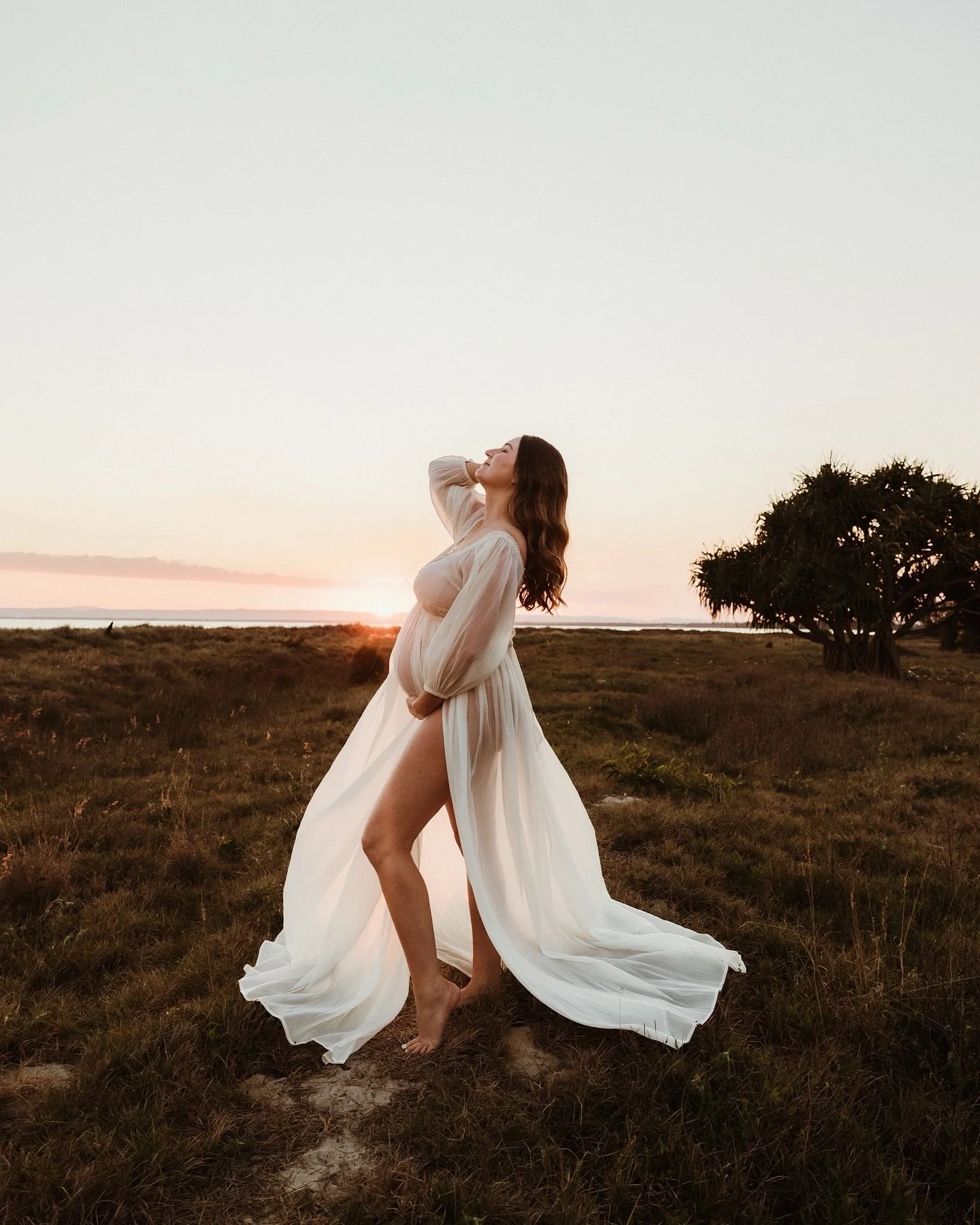 Your baby&rsquo;s story begins here&hellip;before the first cry, before the first cuddle. You&rsquo;ll never regret capturing it, only wishing you had.

Have you booked your maternity session yet? I have just a few spaces left before Christmas please