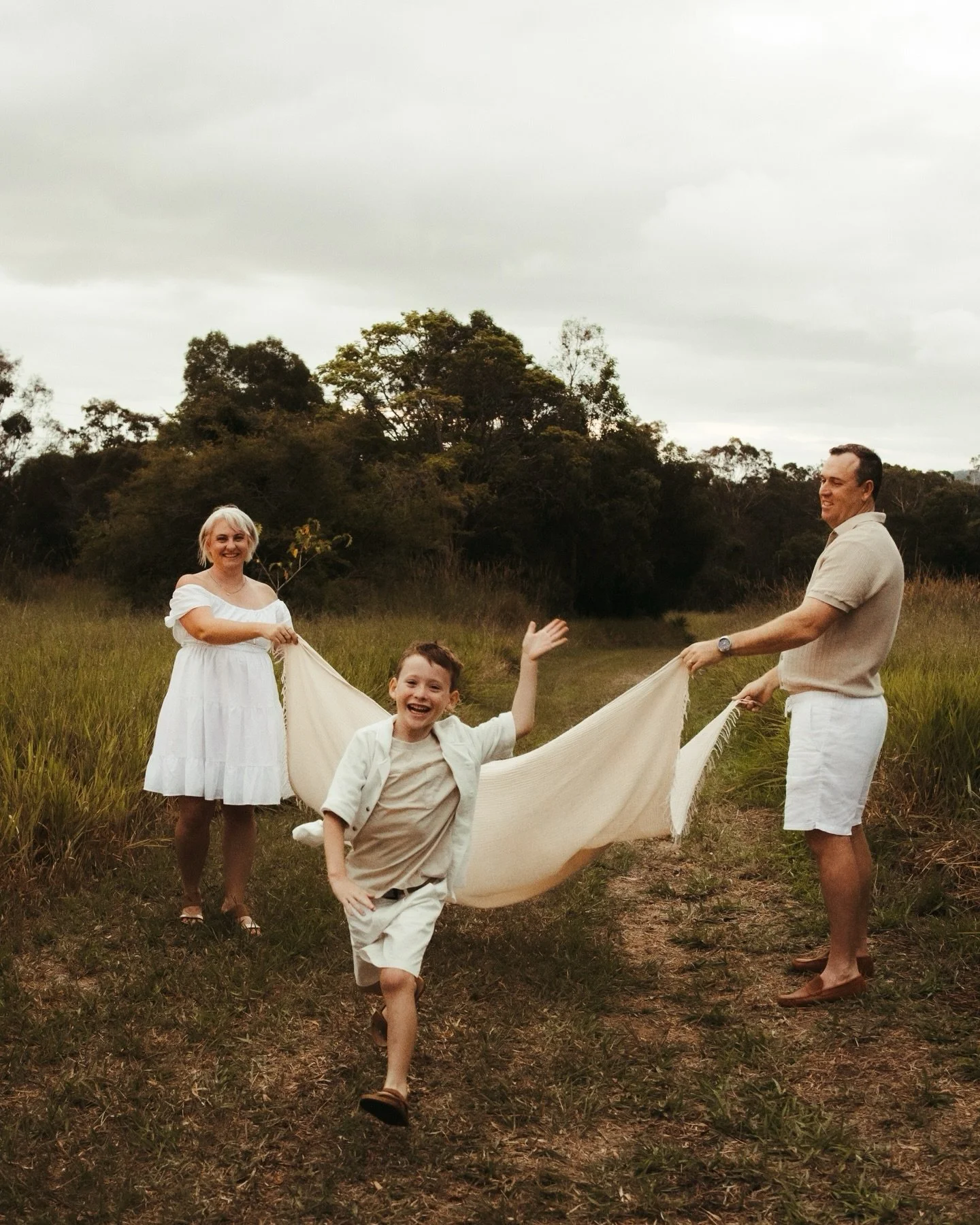 If only we could freeze time&hellip; well, this is the next best thing ☺️ I can&rsquo;t stop them growing but I can help you hold onto the feeling.

I&rsquo;ve been photographing this beautiful family every year and watching their kids grow in front 