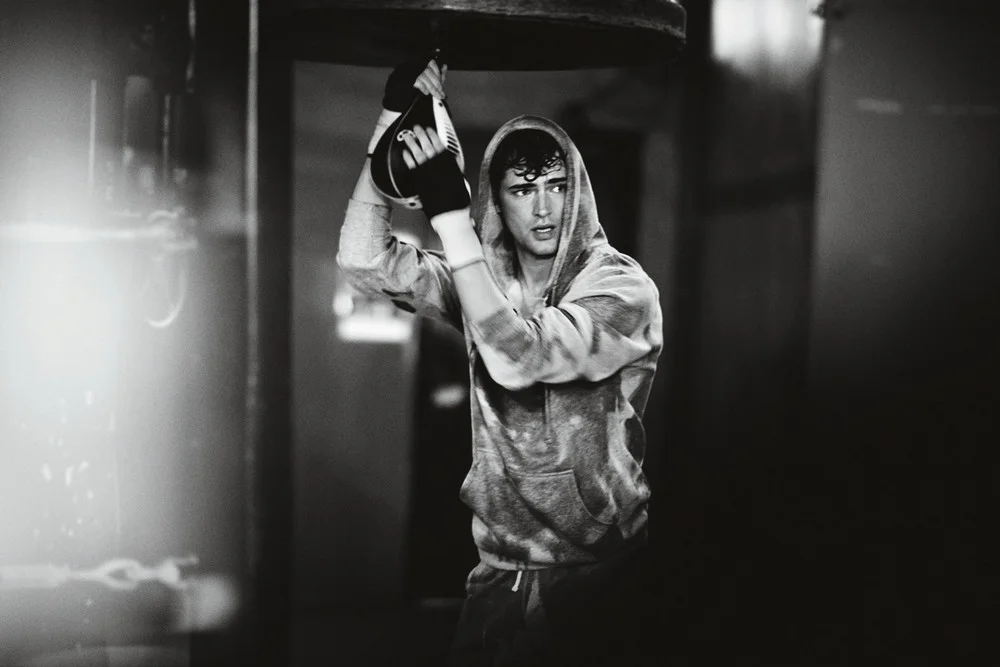 Cotton sweatshirt, sweatpants, and hand wraps EVERLAST