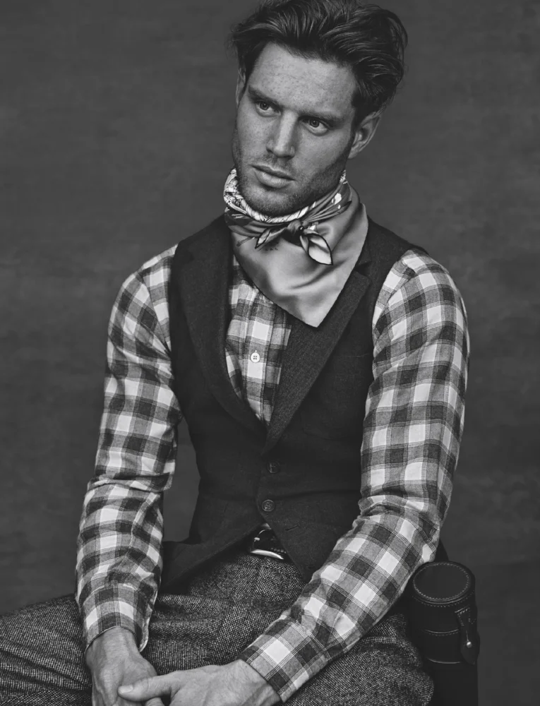 CONNOR Brushed twill shirt HAMILTON SHIRTS cotton waistcoat BRUNELLO CUCINELLI homespun wool pant ENGINEERED GARMENTS silk scarf BURBERRY PRORSUM leather belt ANDERSON’S bridle leather and brass conical flask HARDY & PARSONS