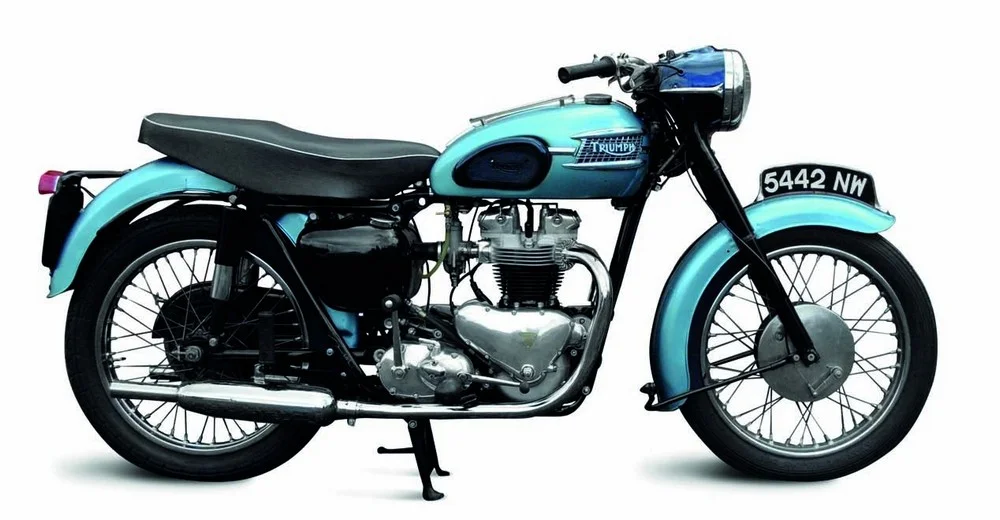 1958 Triumph 649cc T110 Setting a 650cc production machine speed record of over 147 mph in 1958, the Tiger 110 was the first Triumph with swinging-arm rear suspension and high-compression pistons.