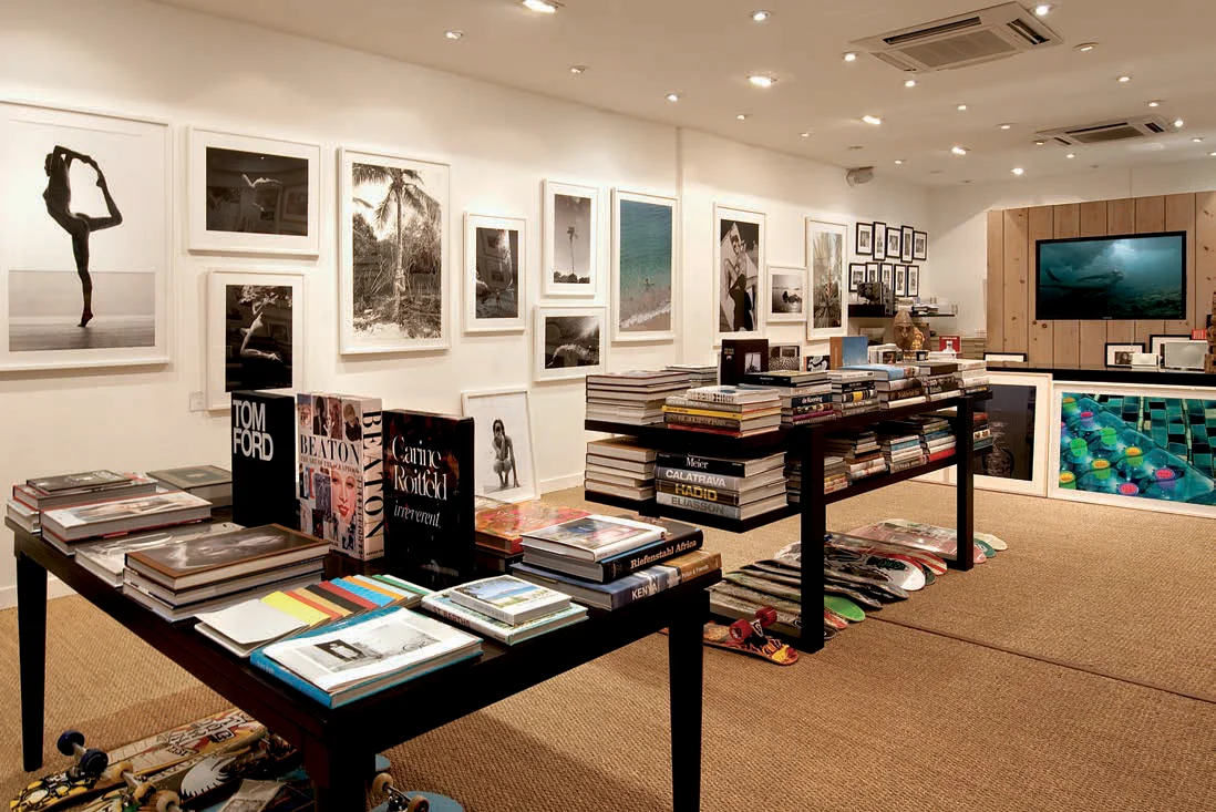 ROCK SHOP photograph by PIERRE CARREAU