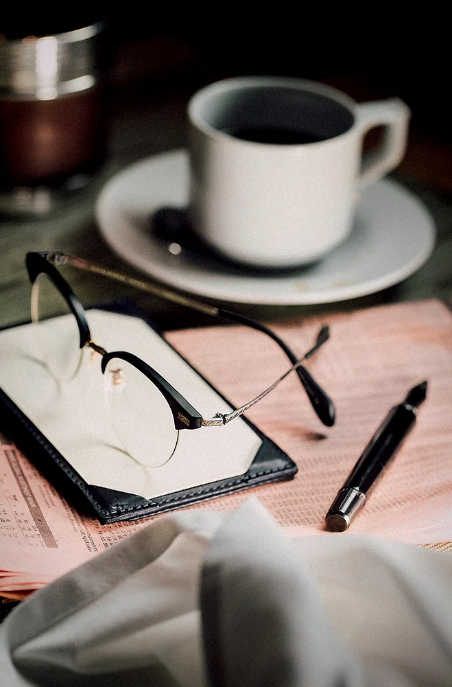 Executive II optical frames in matte black acetate with pewter ultra-thin titanium eye wire and filigree detailing OLIVER PEOPLES tachys schwarz eb-1025 pen EDELBERG available at manoftheworld.com