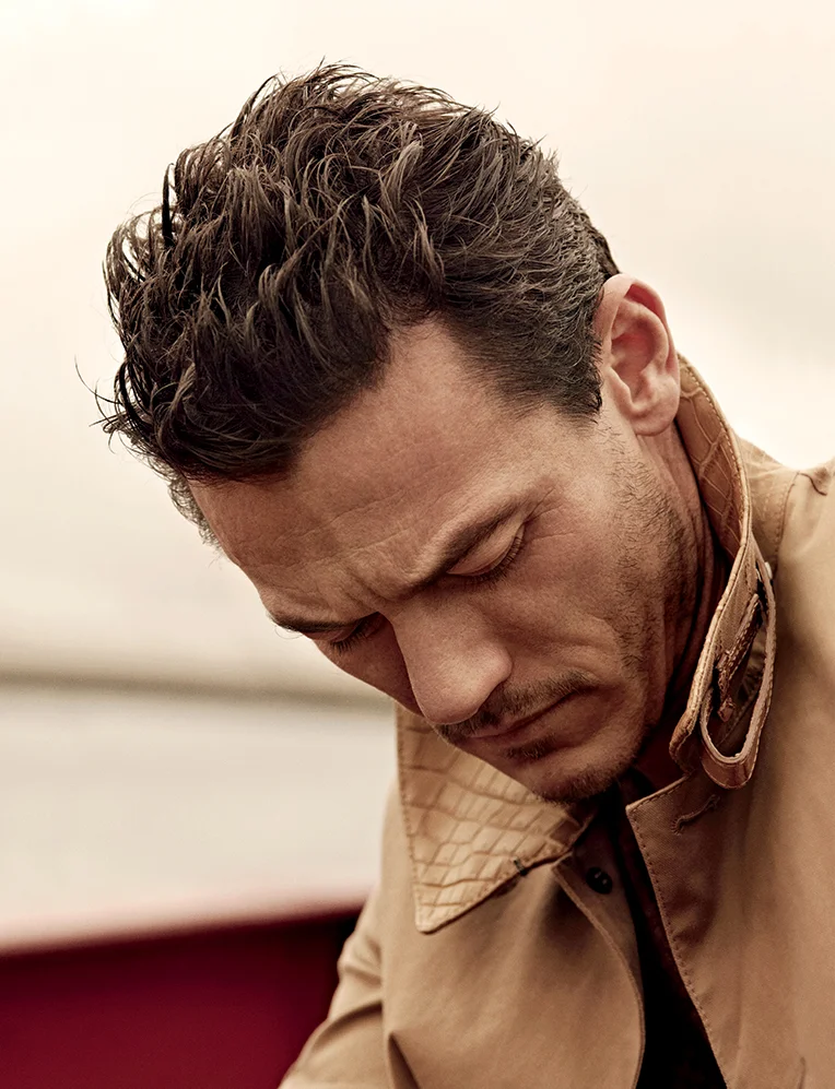 Canvas and leather coat Belstaff, Cashmere knit tee Giorgio Armani
