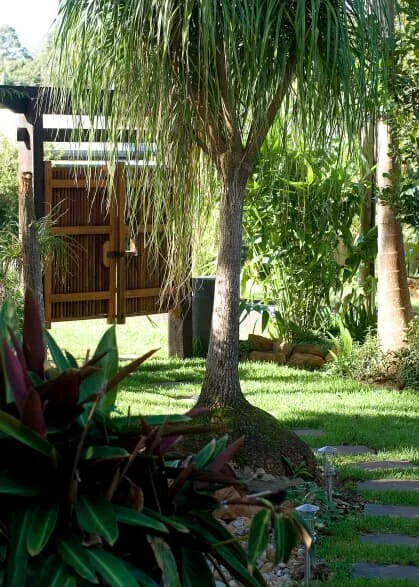 Bangalow gate reduced 70.jpg