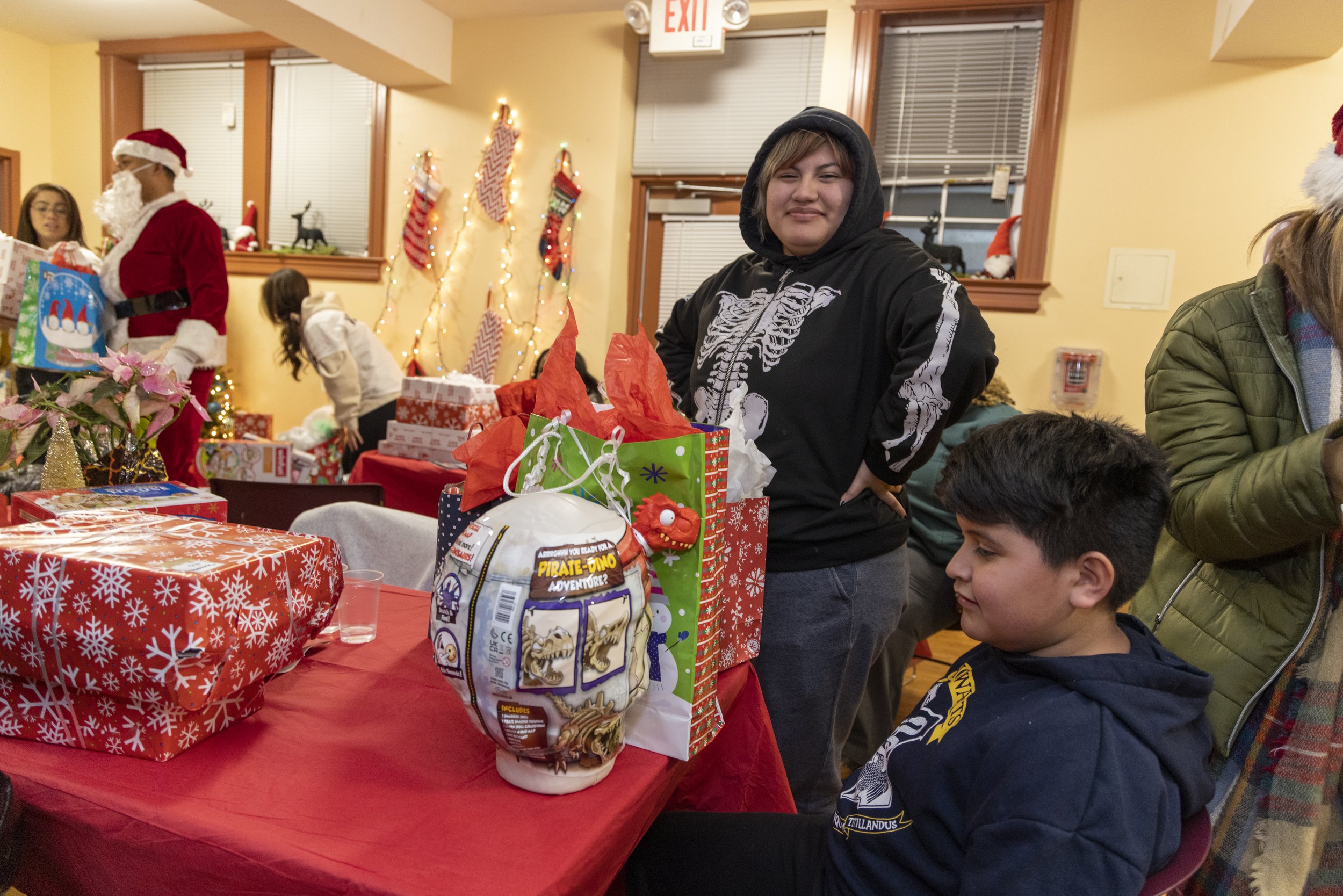 2022.12.23 HousingUpXmas_46.jpg