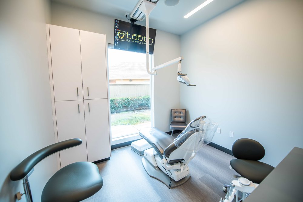 Dental Crowns Roseville - Tooth By Sunny Badyal