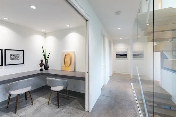 A Delightful Deep Cove Staging Project 5.jpg