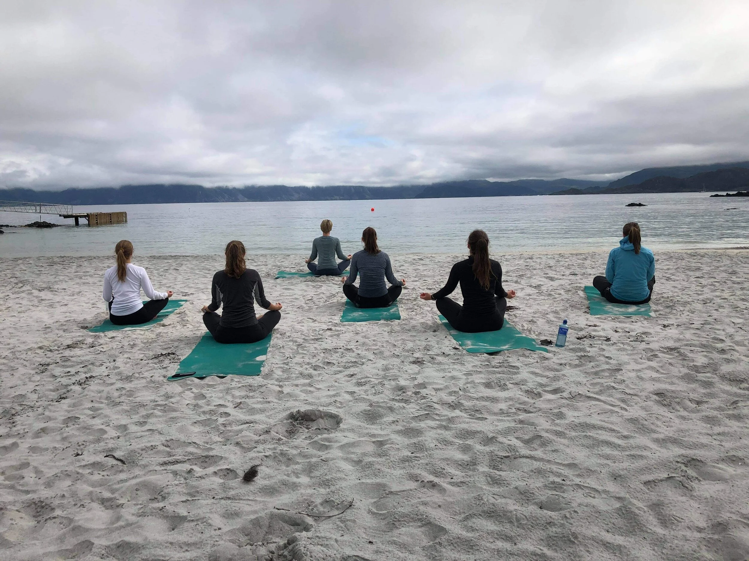 Morgenpadling med yoga og frokost på Sætrasanden