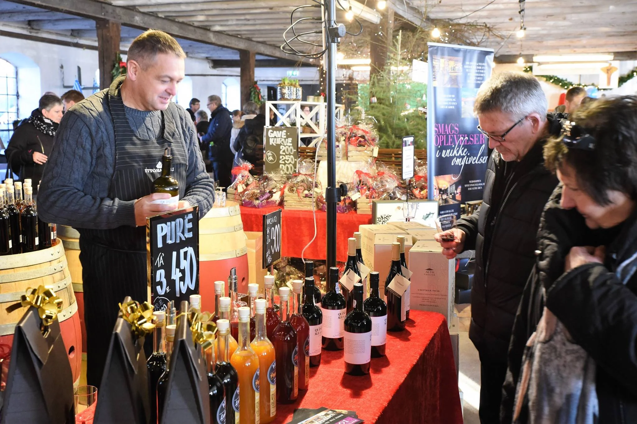 VinogVelsmag stand2.jpg