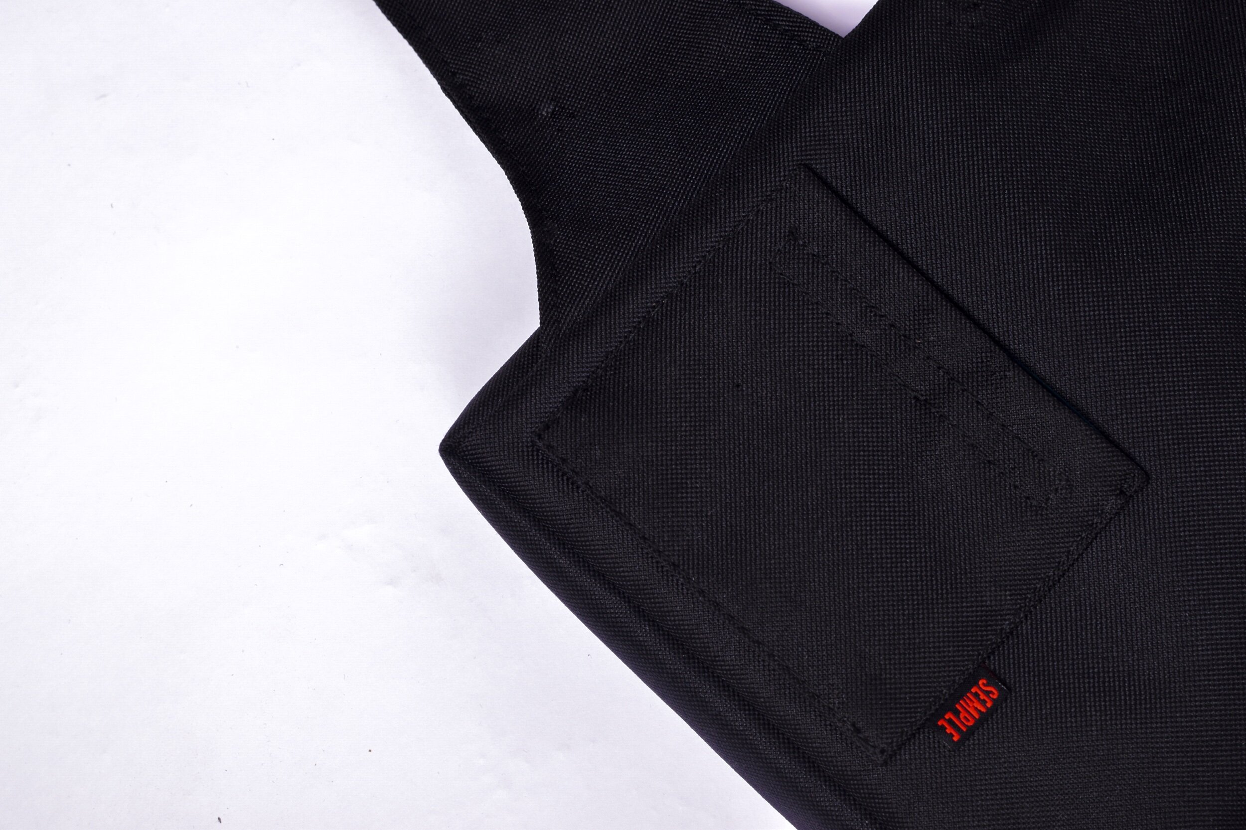 B68C0614-A6E4-4D05-9C3E-3DAA8B8DC406