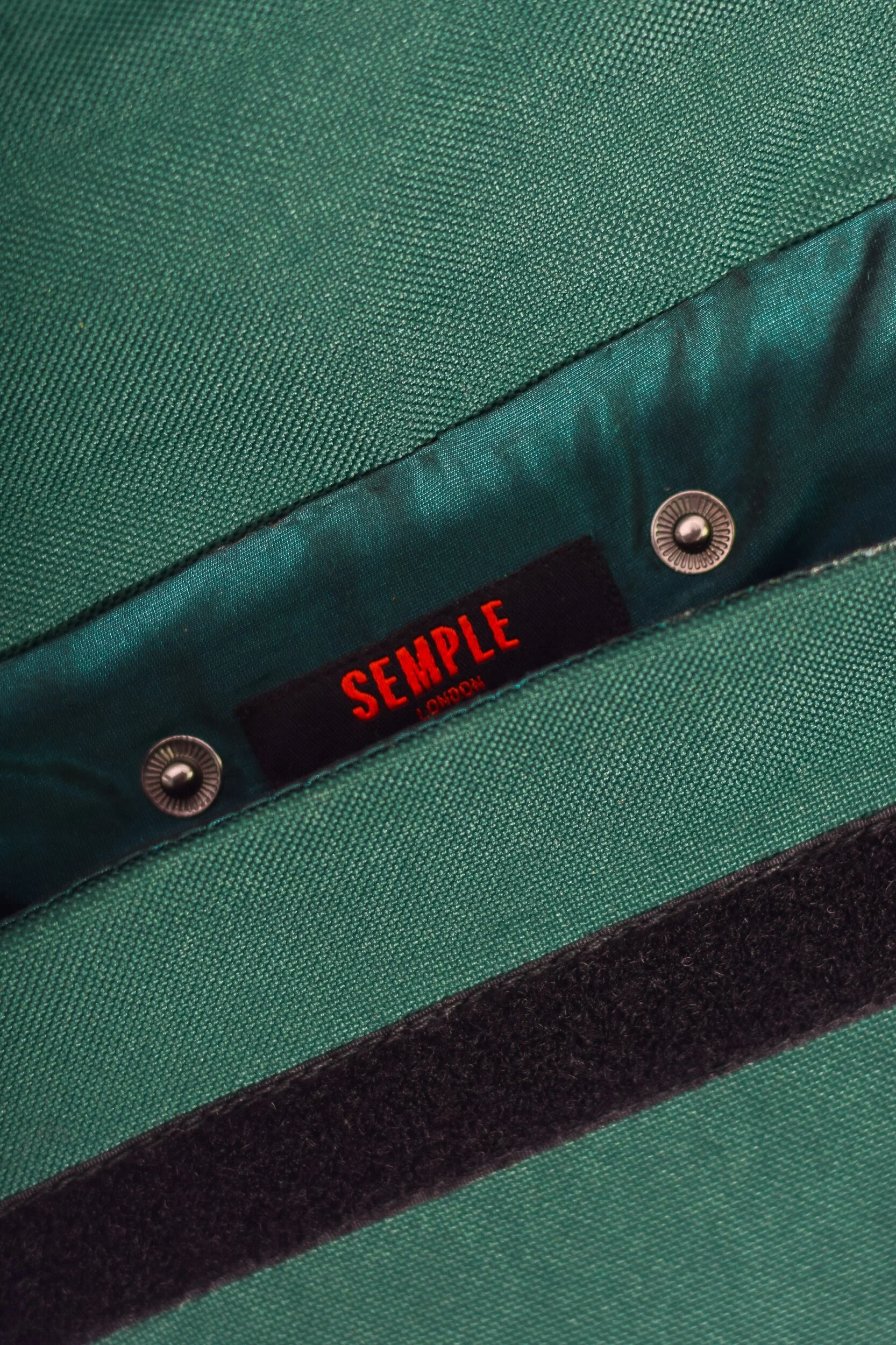 0249B856-5BC7-4694-A6B3-2309BC0E6D6D