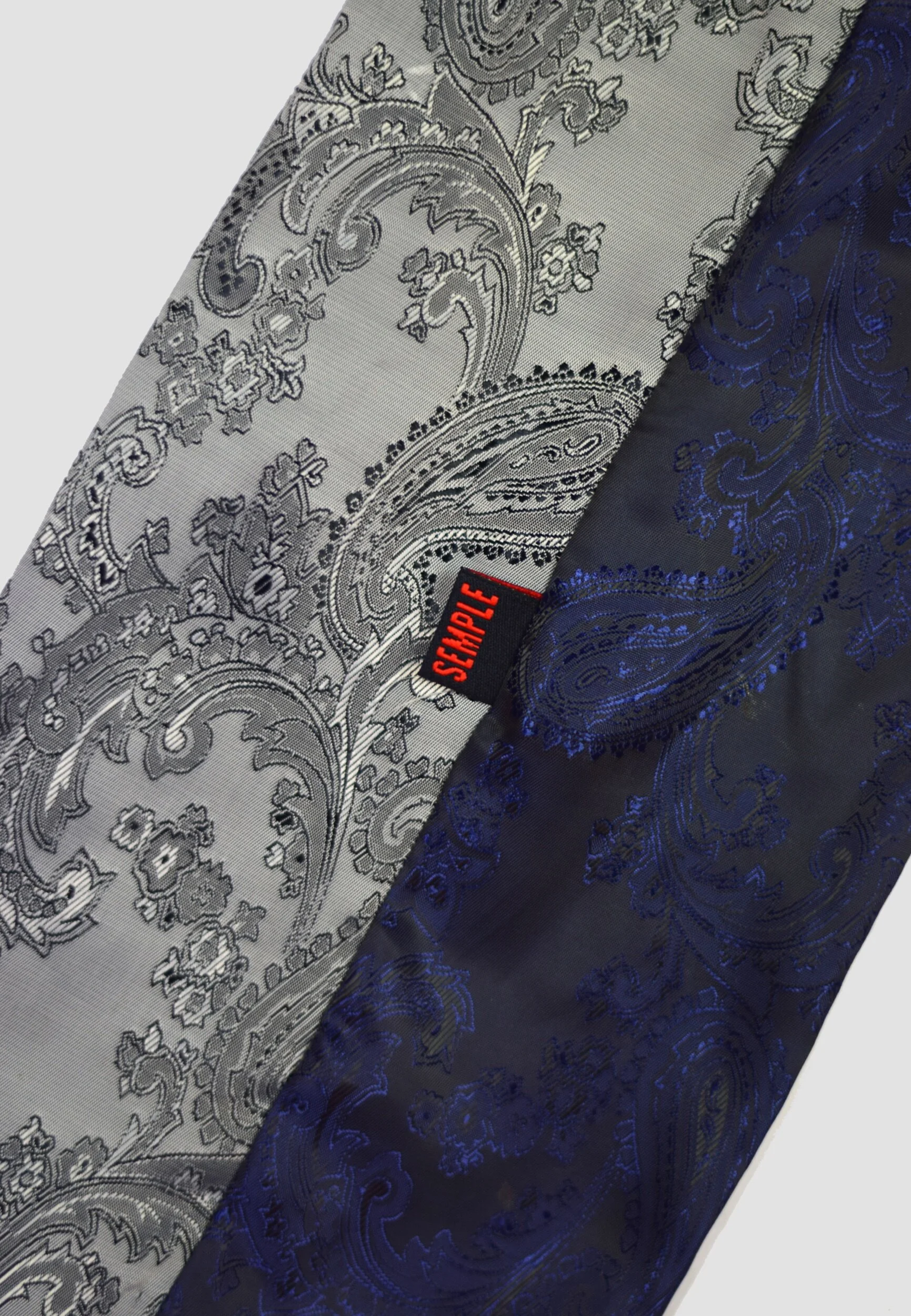 4952C253-D59C-4BB0-8169-591FE8FA29A1