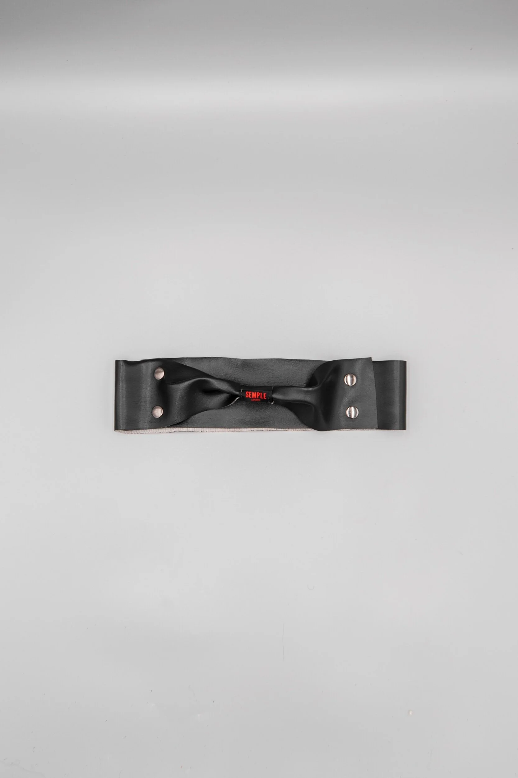 CF7578CC-AE5C-4DD6-87E9-9BCA96D40521