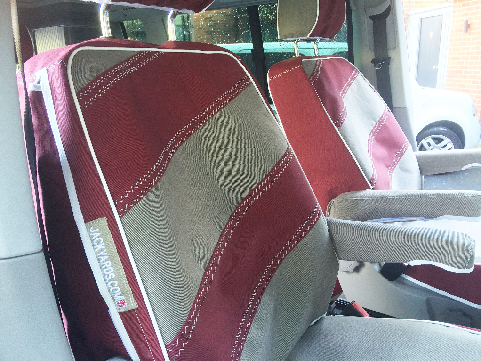 RED BLACK FABRIC FRONT SEAT COVERS FOR VW CADDY TRANSPORTER T4 T5 MULTIVAN LT 