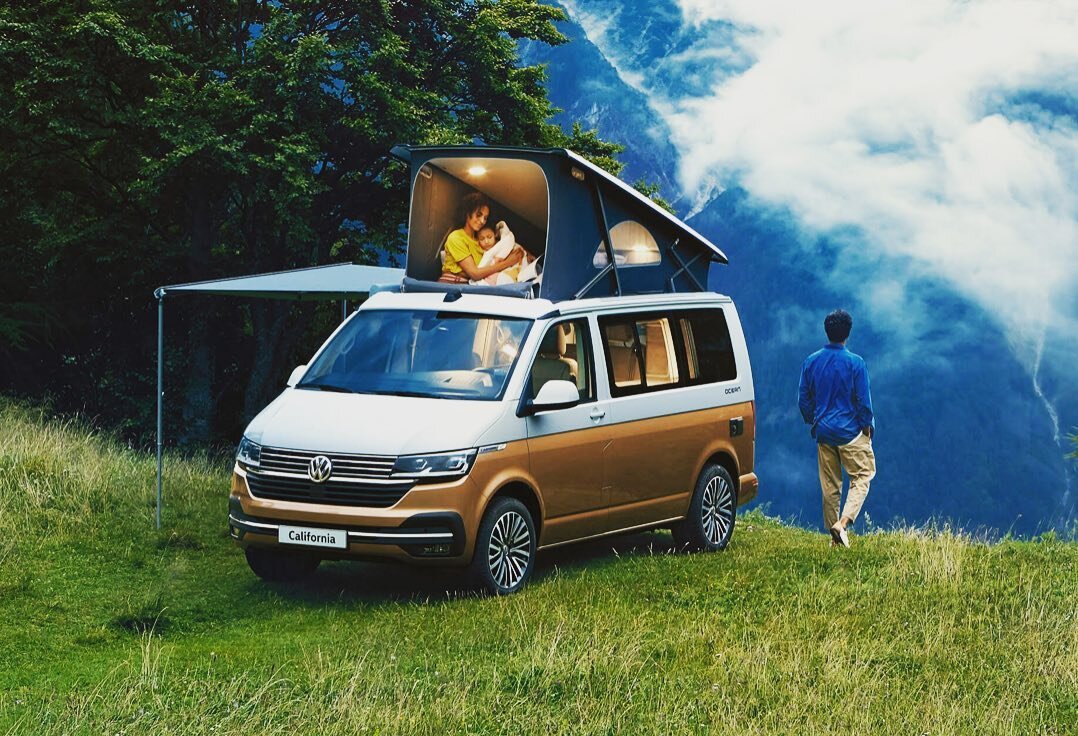 Q: What travels in a VW camper van and always has a cool breeze? 🚌🚌🚌🚌🚌🚌🚌🚌🚌🚌🚌🚌
A: A fan🤣🤣🤣🤣🤣#CoolAirContinues 
#vwcalifornia #vwcaliforniavan #vwcaliforniacampervan #californiacamping #vwt6 #vwt6campervan #vwcampervan #vwcaliforniacam