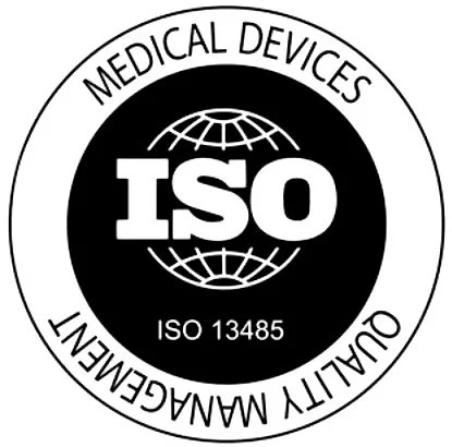 ISO 13485 Logo für Qualitätsmanagement medizinischer Geräte, schwarz-weißes Siegel mit Globus.
