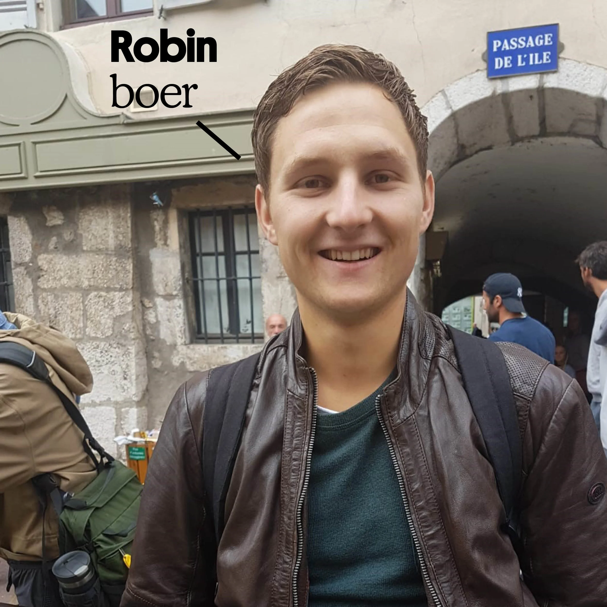 Robin.jpg