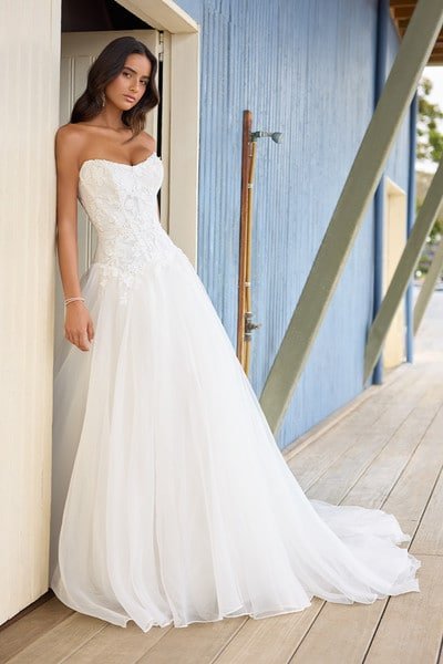 Y3204-ivory-soft-blush-a.jpg