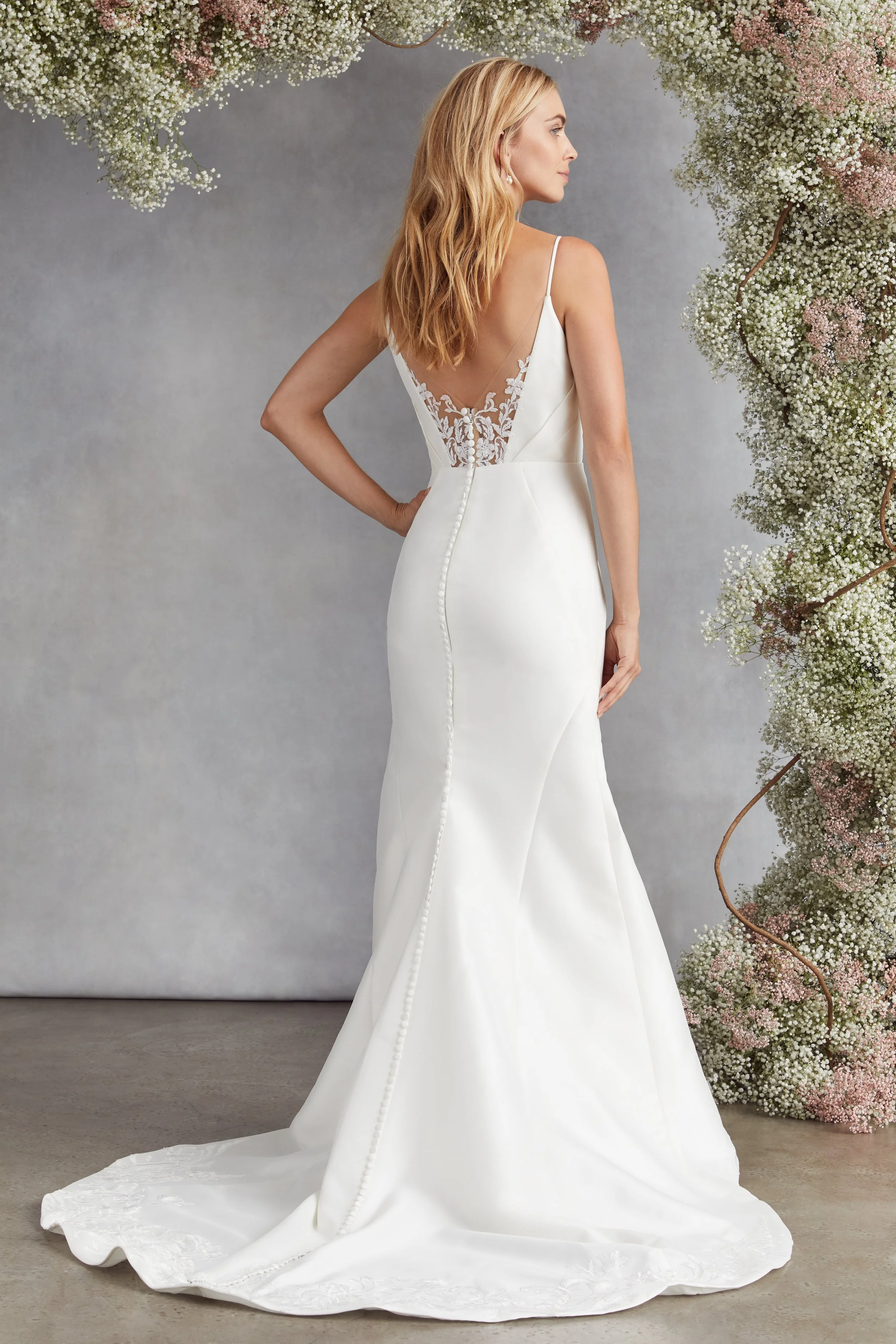 KF284_Liliana_Back.jpg