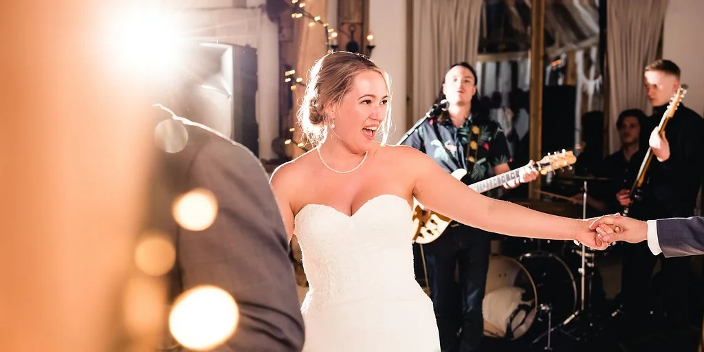 use - he_confidentials_wedding_band1.jpg