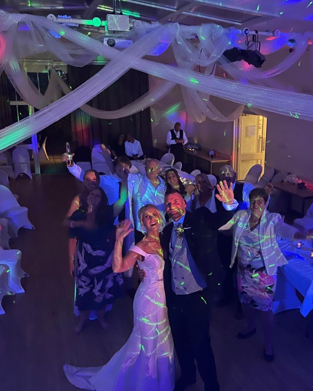 "Band was great, music was great, and they were great to chat with during their break. Everyone loved them and made our wedding extra special. Would highly recommend. Thank you."
⭐️⭐️⭐️⭐️⭐️

Thank you so much for the kind words Su! We had a
