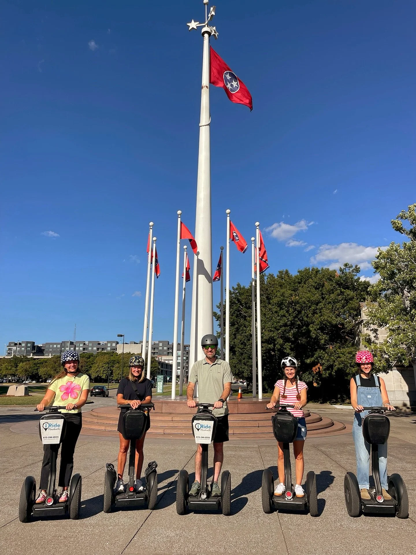 Honoring and remembering today!🇺🇸

#neverforget #segway #tours #downtownnashville #sightseeing #fun