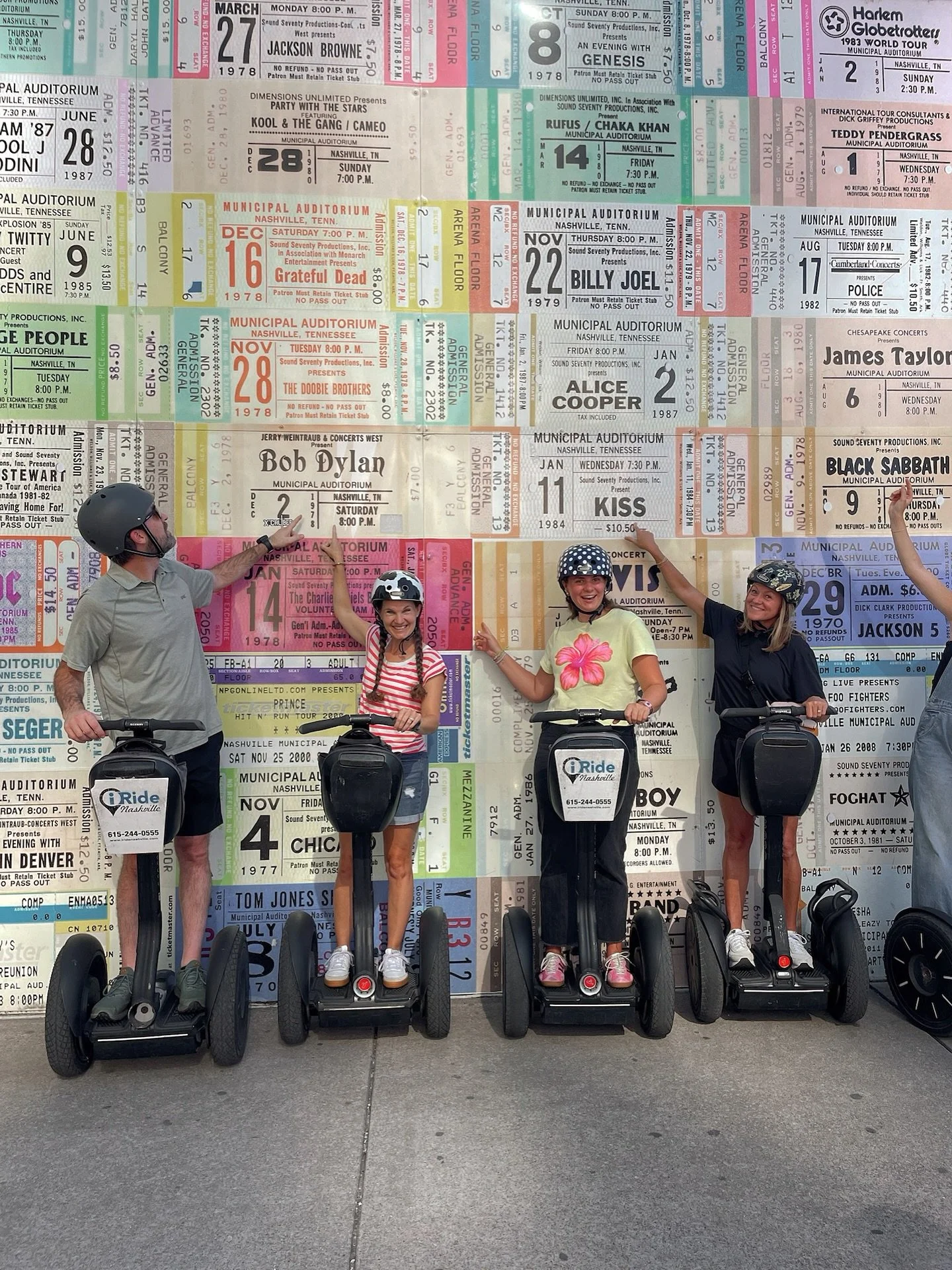 Like music? Want to see some cool sights for THE Music City?!🎶🎸
Book your tour now!

#segway #tours #downtownnashville #sightseeing #fun #musiccity