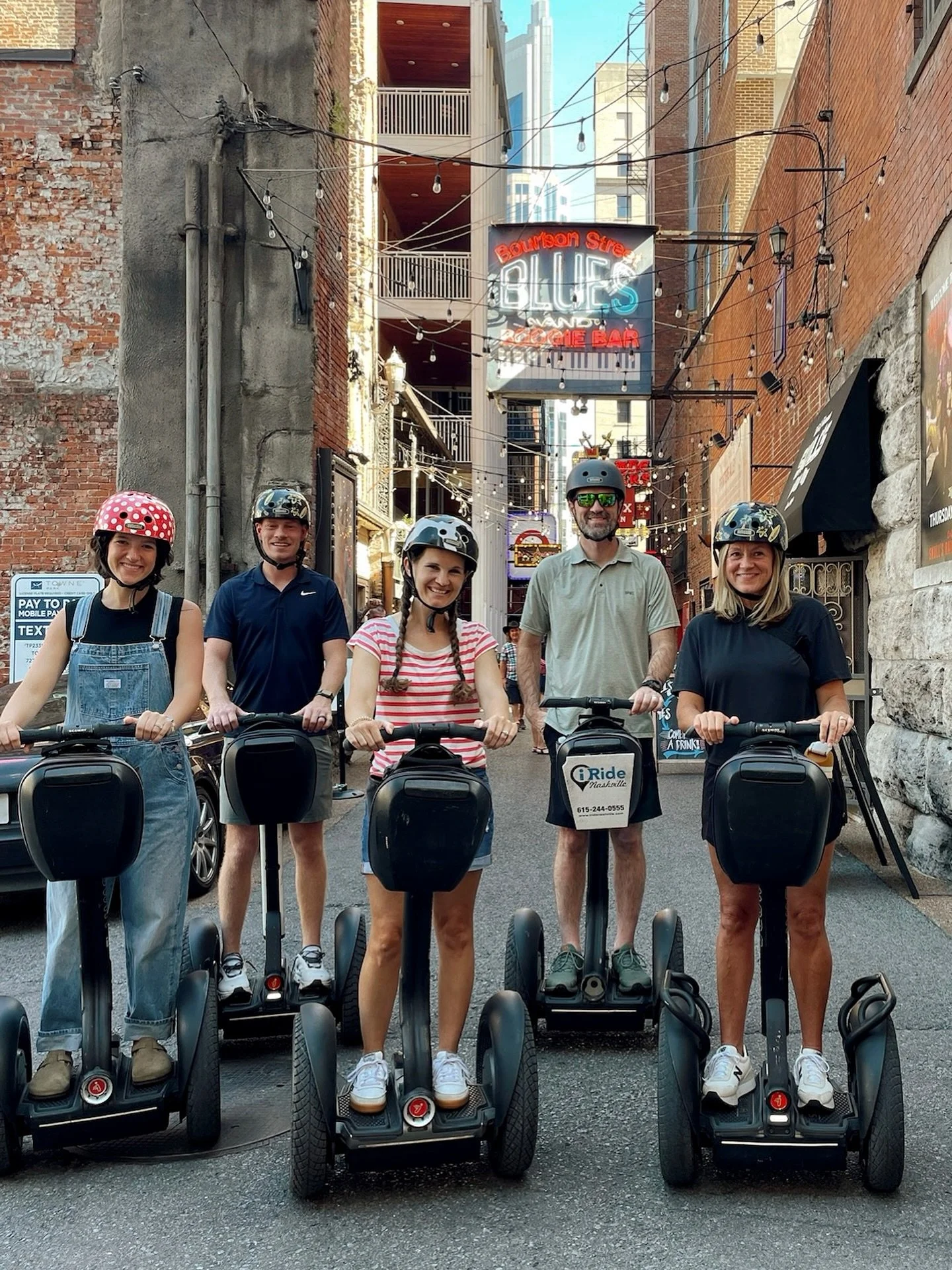 Ever heard of Printer&rsquo;s Alley?? Book a tour to ride by the historical alley and hear more about it!

#segway #fun #downtownnashville #tours #thingstodoinnash #explore