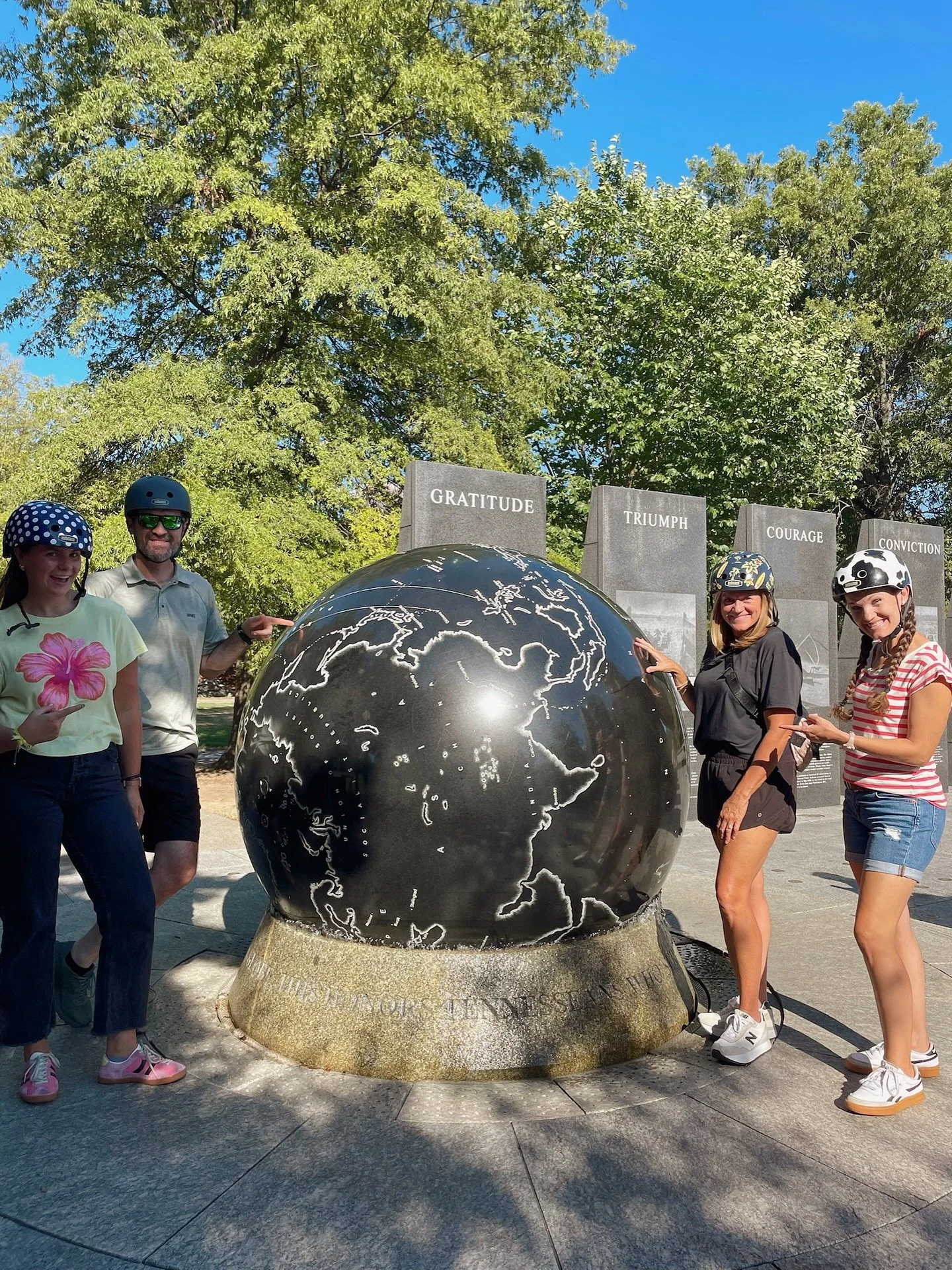This is one of our favorite stops on tour! 
Book your tour now through the link in our bio, so you can see all the best sights of Downtown Nashville! 
#segways #tour #downtownnashville #fun #sightseeing #explore