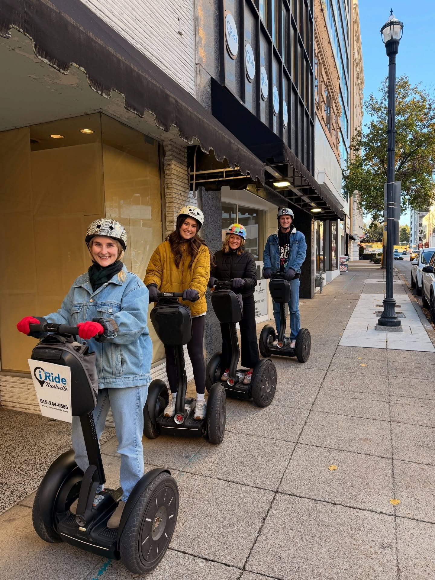 A Christmas week Segway tour around Downtown Nashville never hurt anyone&hellip; Book your tour now while your family is still in town!!😅

#Downtownnashville #Sightseeing #Broadway #Nashvilletn #Fyp