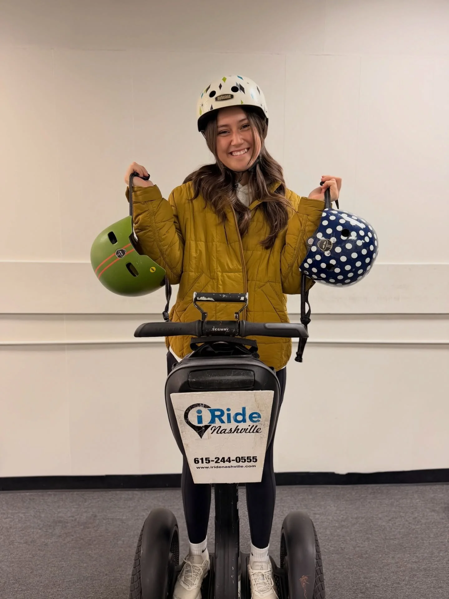 Yes, we do have everyone wear a helmet. And yes y&rsquo;all will still look cute! Don&rsquo;t worry we&rsquo;ve got you covered! 😉

#Downtownnashville #Fun #Tours #Nashville #Fyp