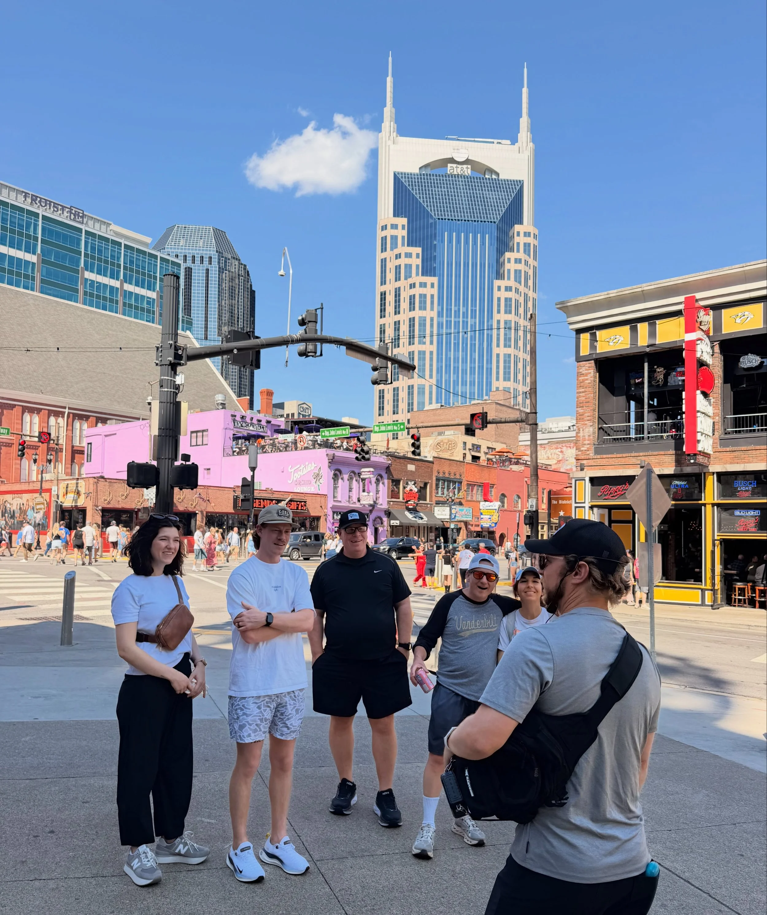 Want a fun way to see Downtown Nashville that&rsquo;s family friendly and fun? Try a walking tour with us. We promise you won&rsquo;t regret it!

Book your walking tour now through the link in our bio! 

#nashville #walkingtour #family #musiccity #fu