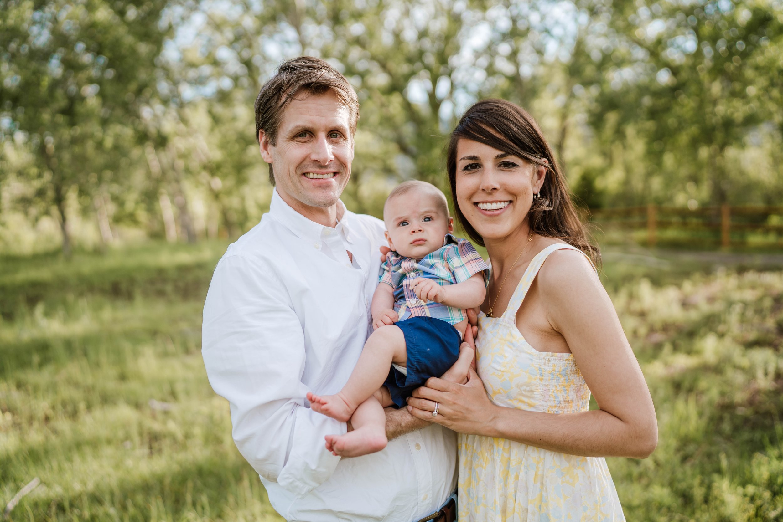5 Tips for Family Photos with a Baby - Allie & Co. Photography, Lansing,  Michigan Headshot and Commercial Photographers