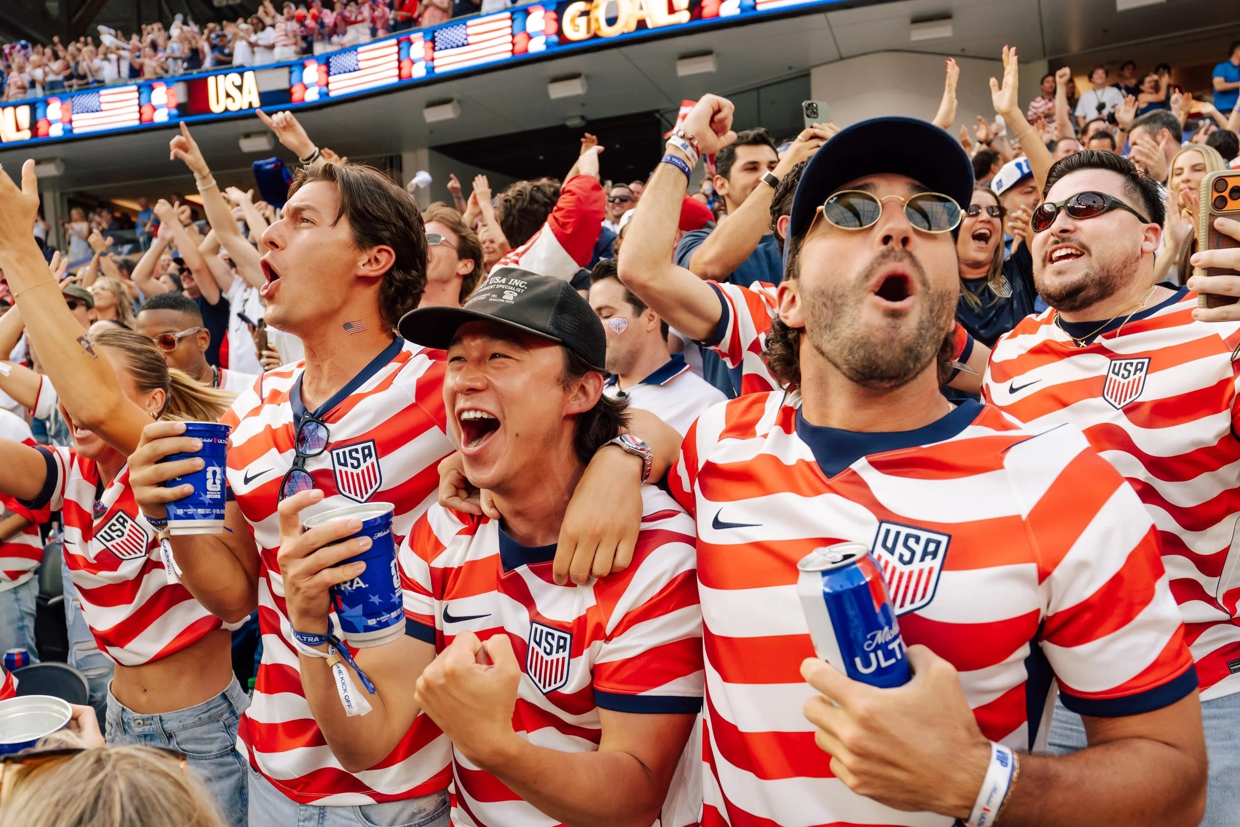 Michelob-ULTRA-World-Cup-Brand-Activation-with-Joey-Graziadei-and-Tanner-Courtad-TG206613.jpg