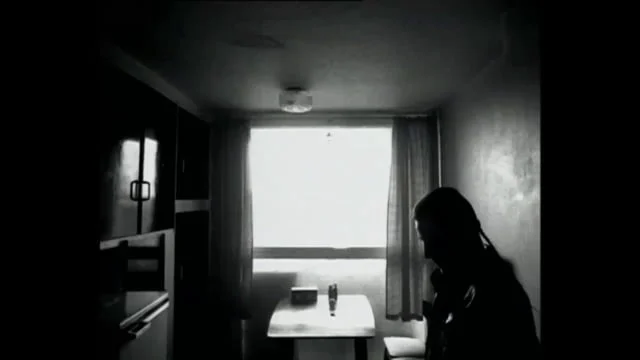 MIRROR_ADDICT_1280x720.mp4