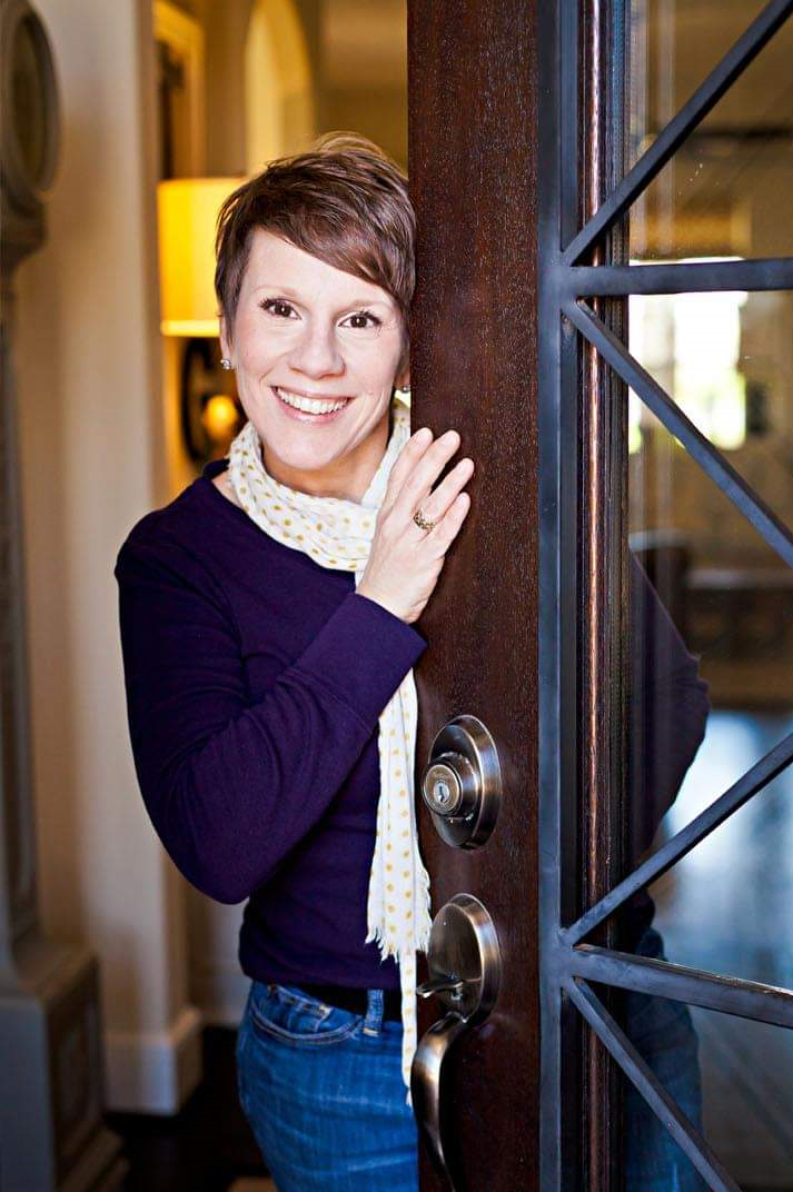 Tricia (Tall).png