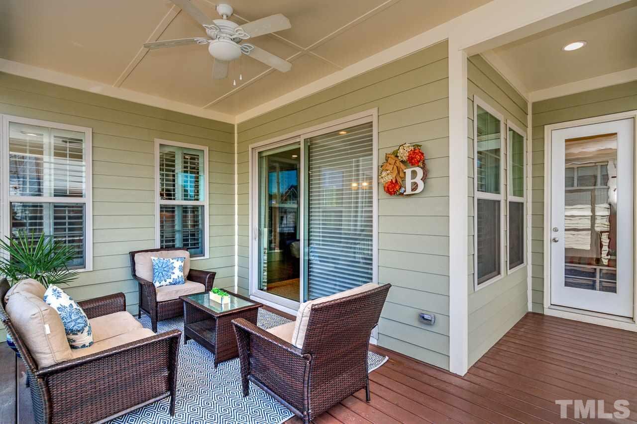 Screened Porch Staging.JPG