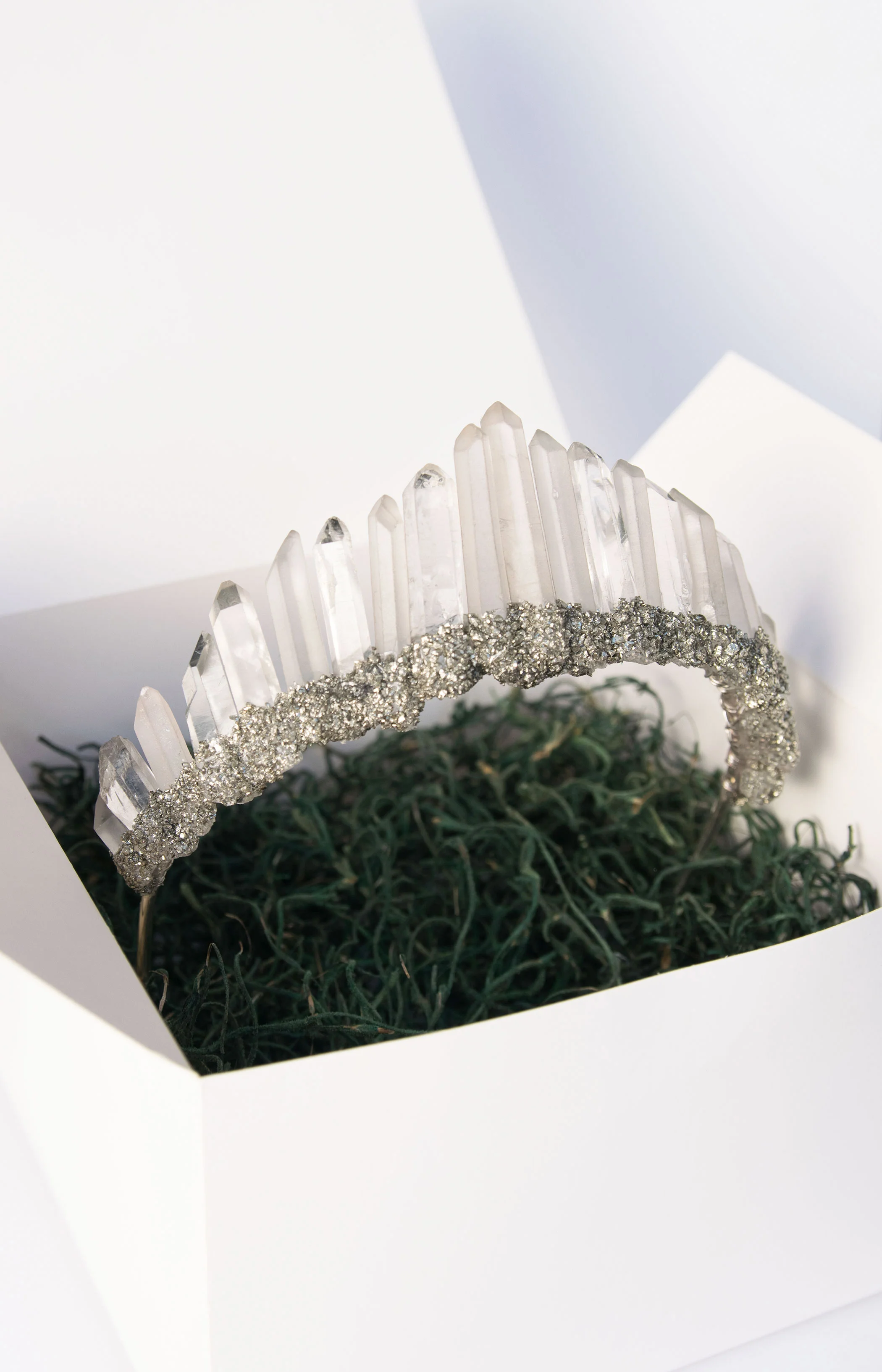 pyrite-clear-crown-box.jpg